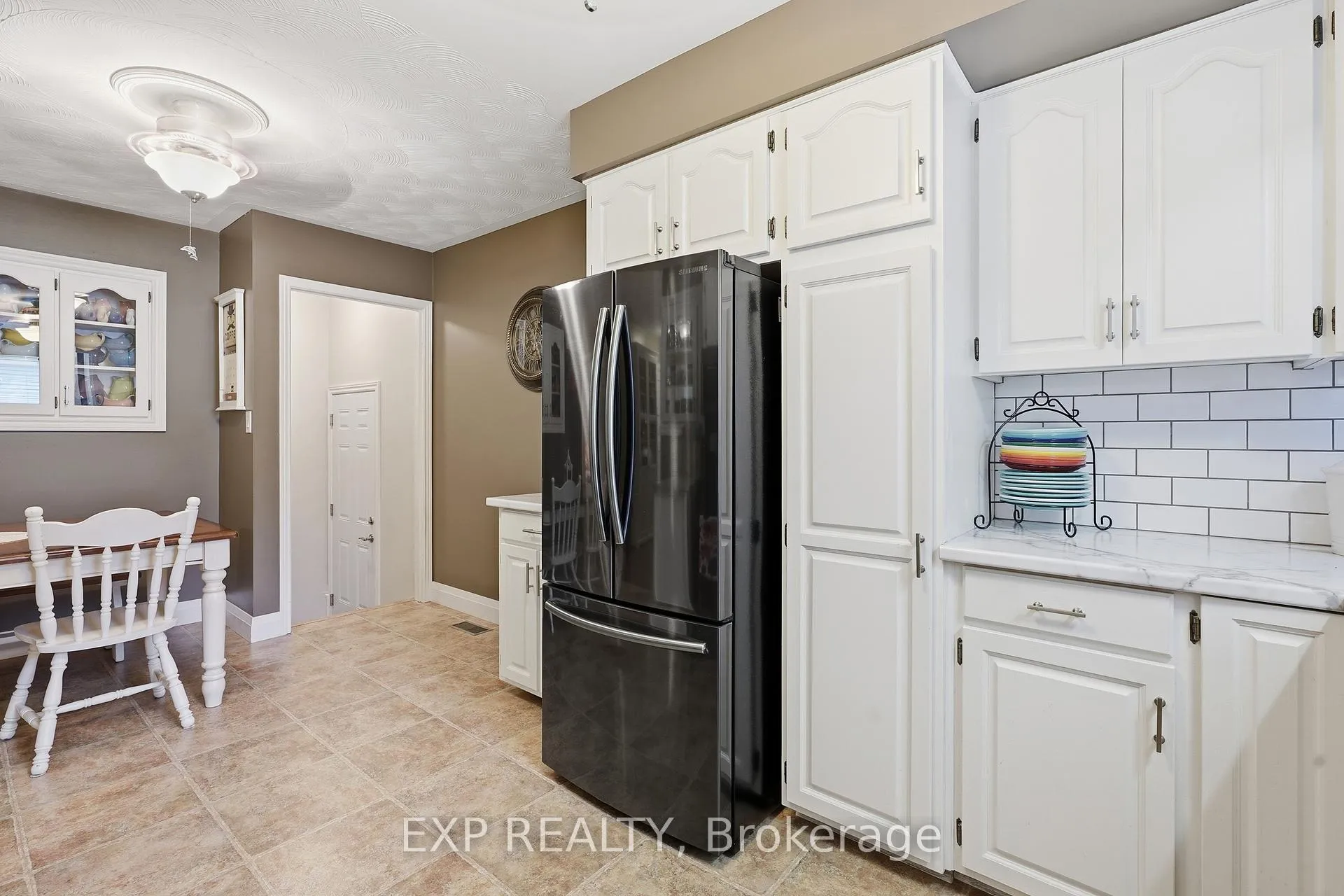 Photo 16 of 5 Brant Street, Norfolk, Simcoe — HOMEH