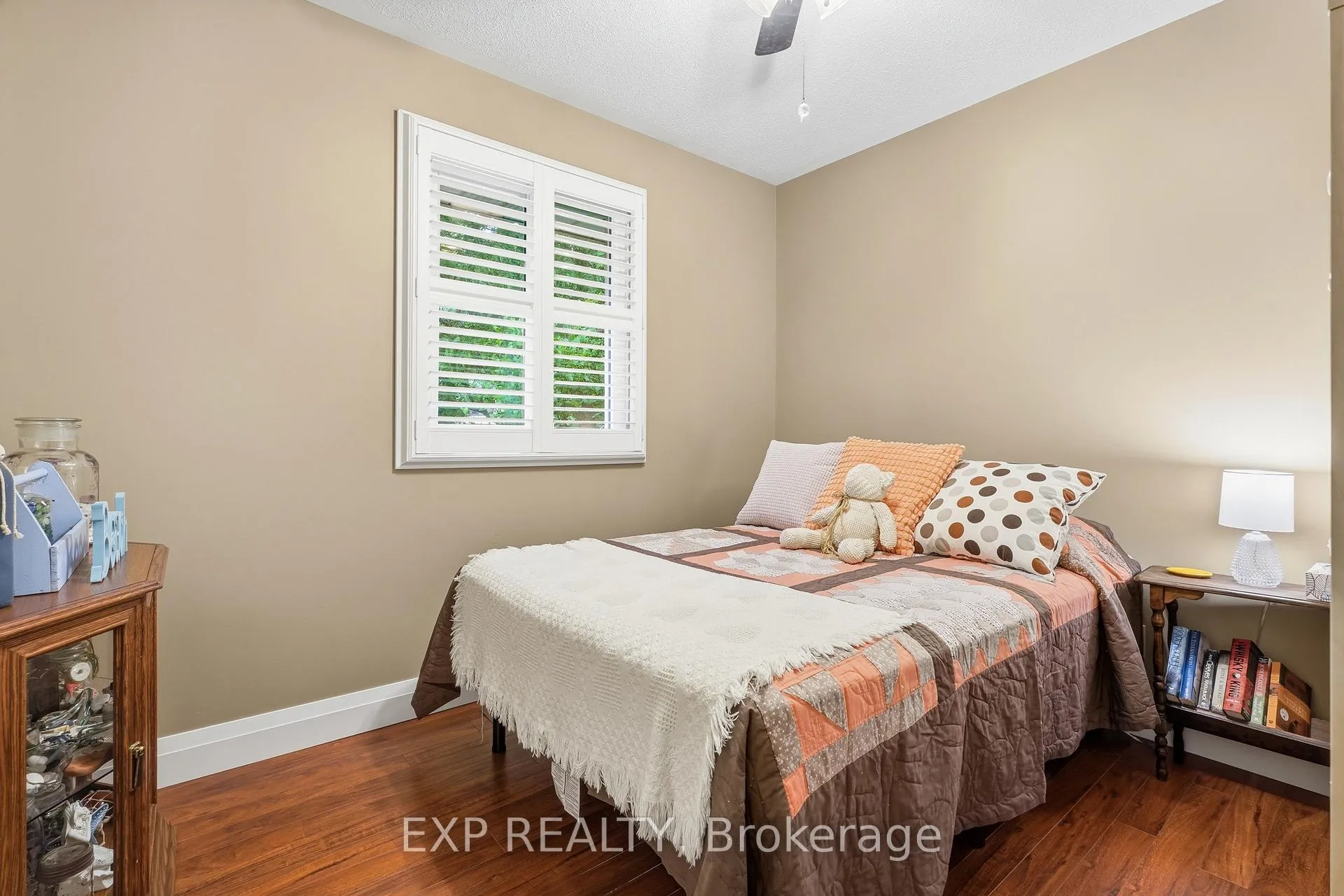 Photo 19 of 5 Brant Street, Norfolk, Simcoe — HOMEH