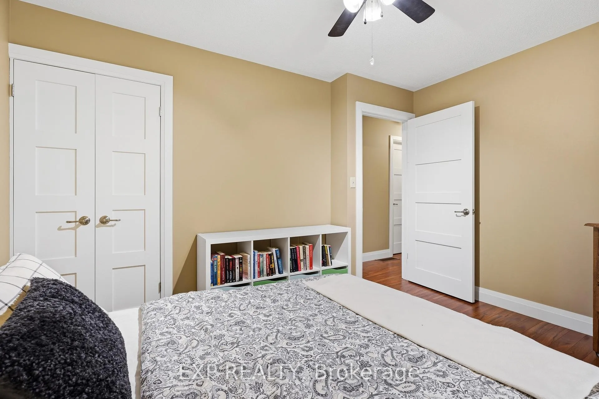 Photo 25 of 5 Brant Street, Norfolk, Simcoe — HOMEH