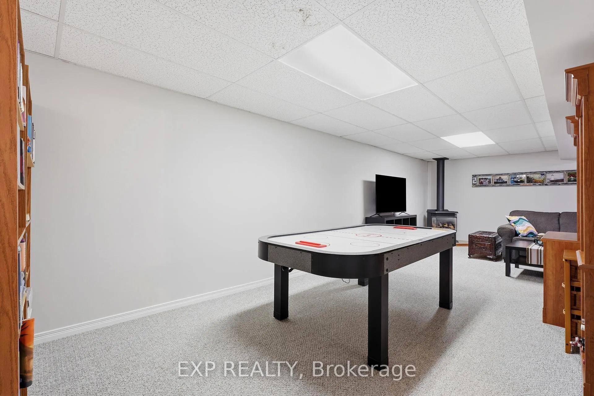 Photo 35 of 5 Brant Street, Norfolk, Simcoe — HOMEH