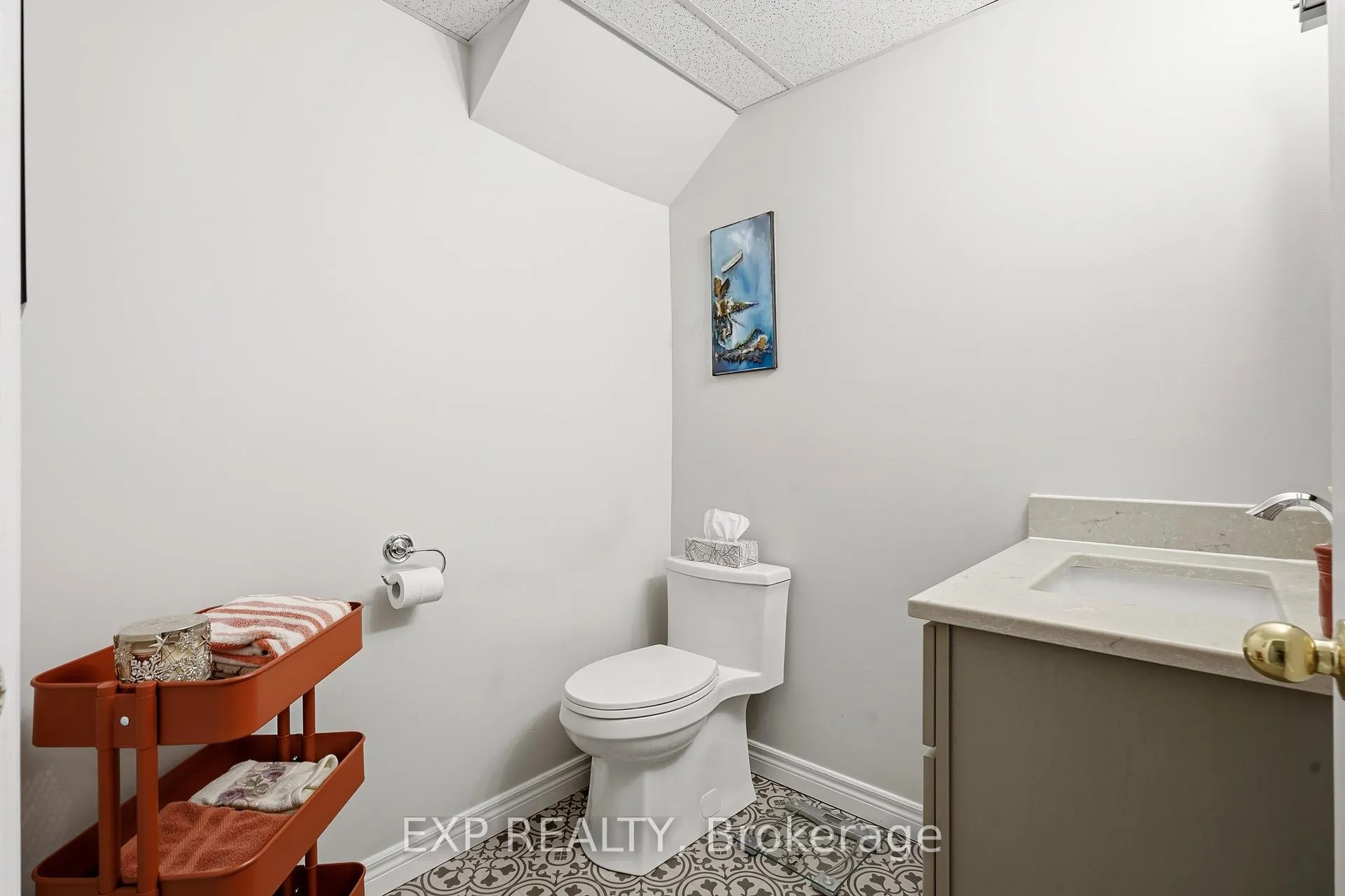 Photo 37 of 5 Brant Street, Norfolk, Simcoe — HOMEH