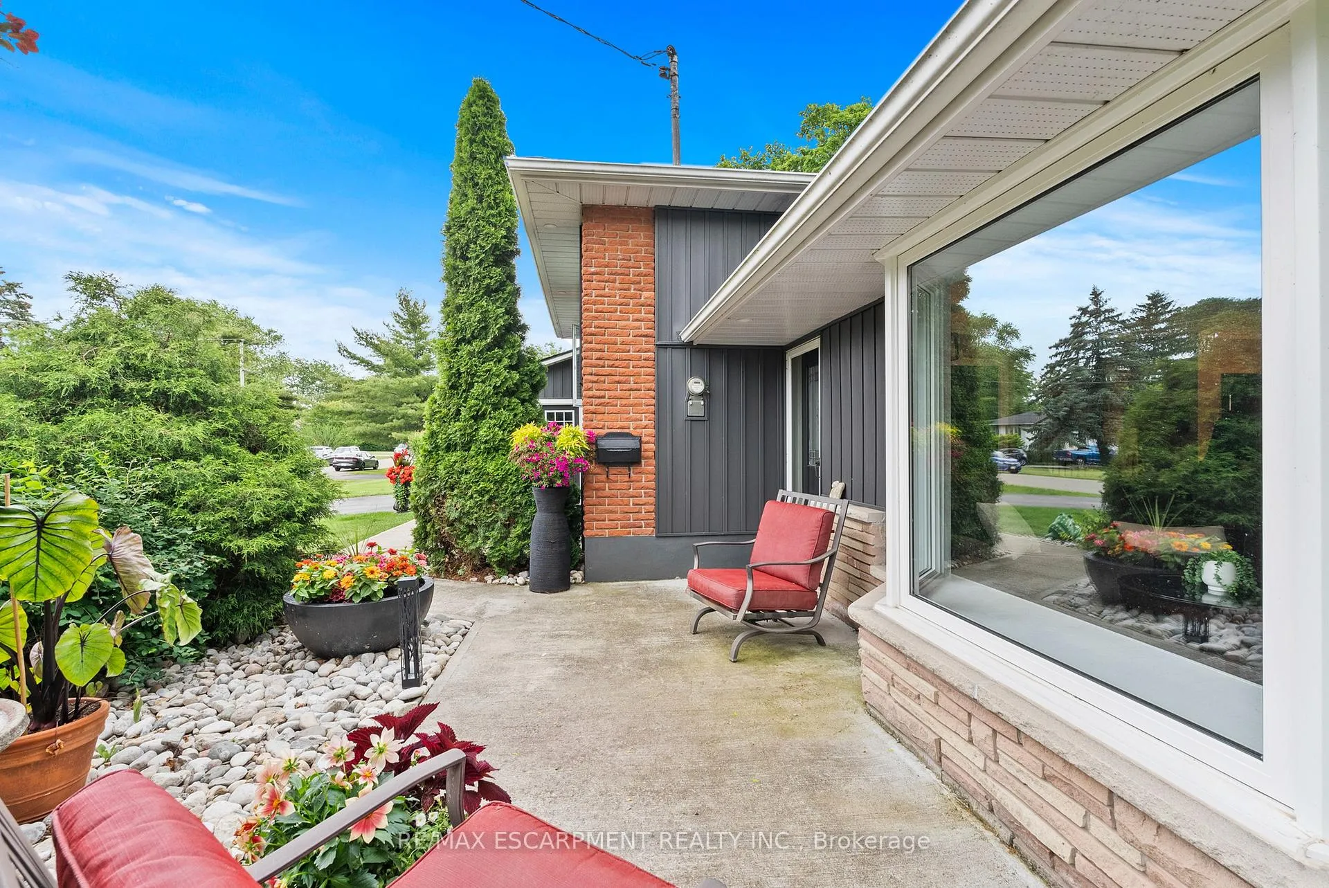 Photo 5 of 8 Bendamere Drive, Grimsby, Grimsby Beach — HOMEH