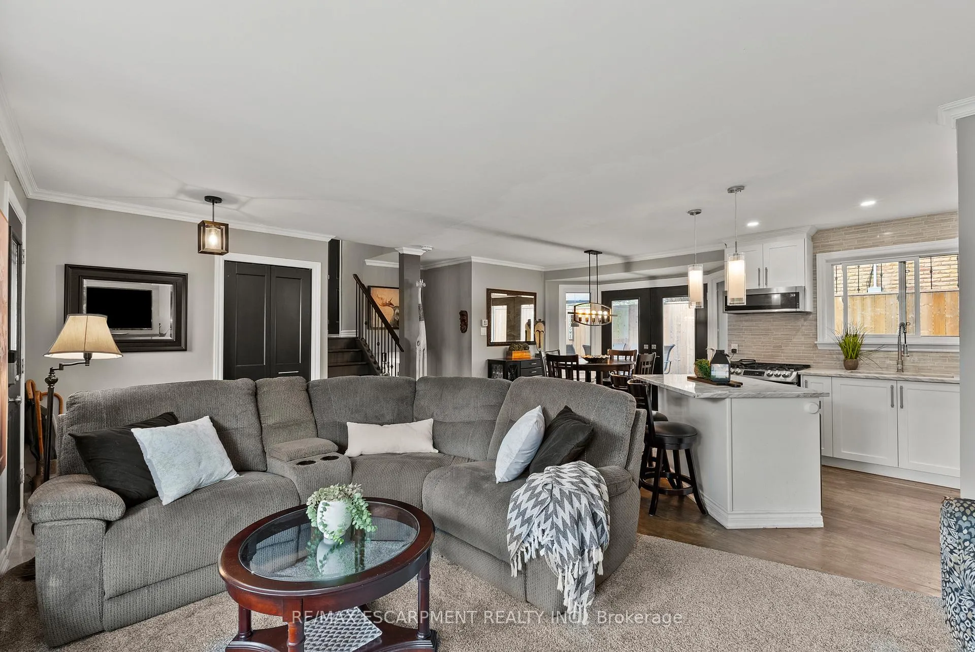 Photo 9 of 8 Bendamere Drive, Grimsby, Grimsby Beach — HOMEH