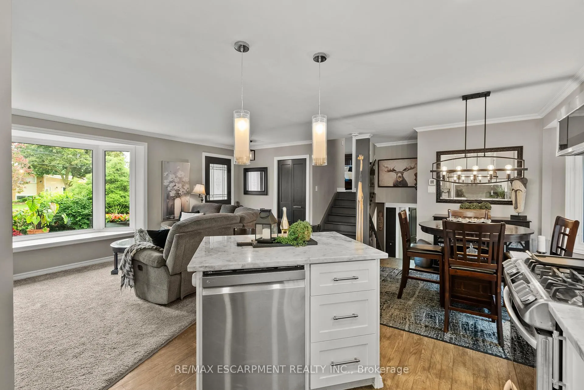 Photo 13 of 8 Bendamere Drive, Grimsby, Grimsby Beach — HOMEH