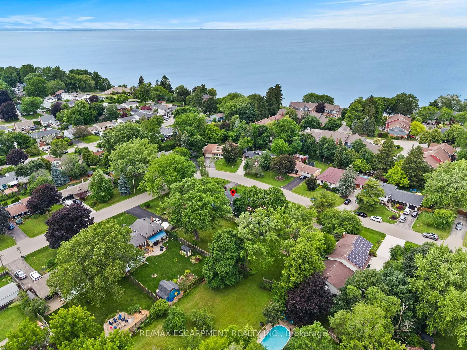 Photo 38 of 8 Bendamere Drive, Grimsby, Grimsby Beach — HOMEH
