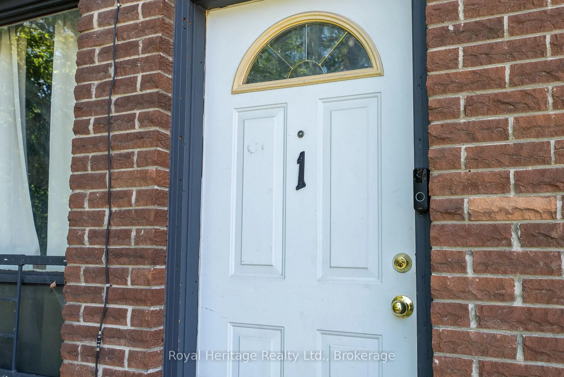 Photo 8 of 394 Centre Street S, Oshawa, Central — HOMEH