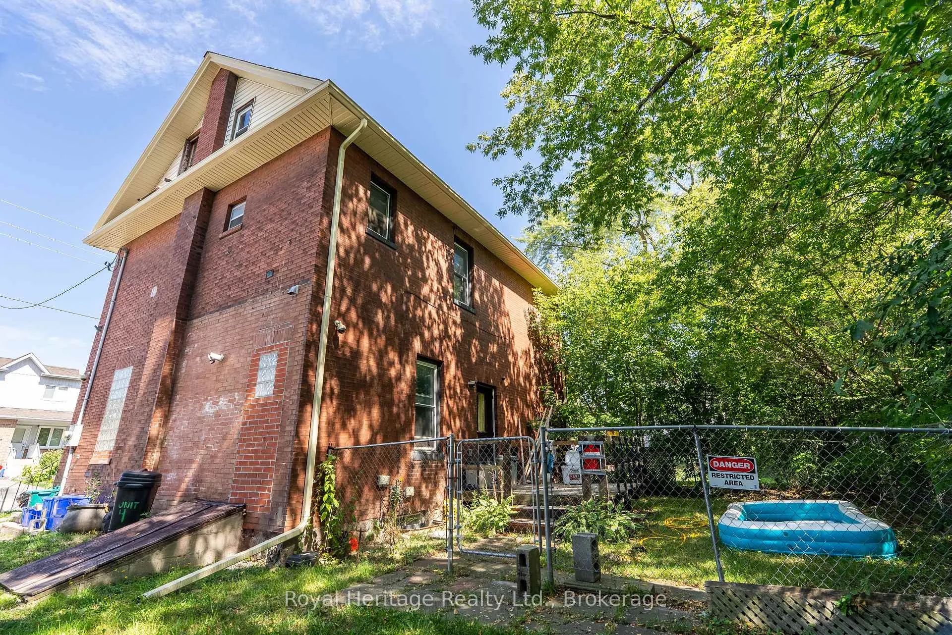 Photo 14 of 394 Centre Street S, Oshawa, Central — HOMEH