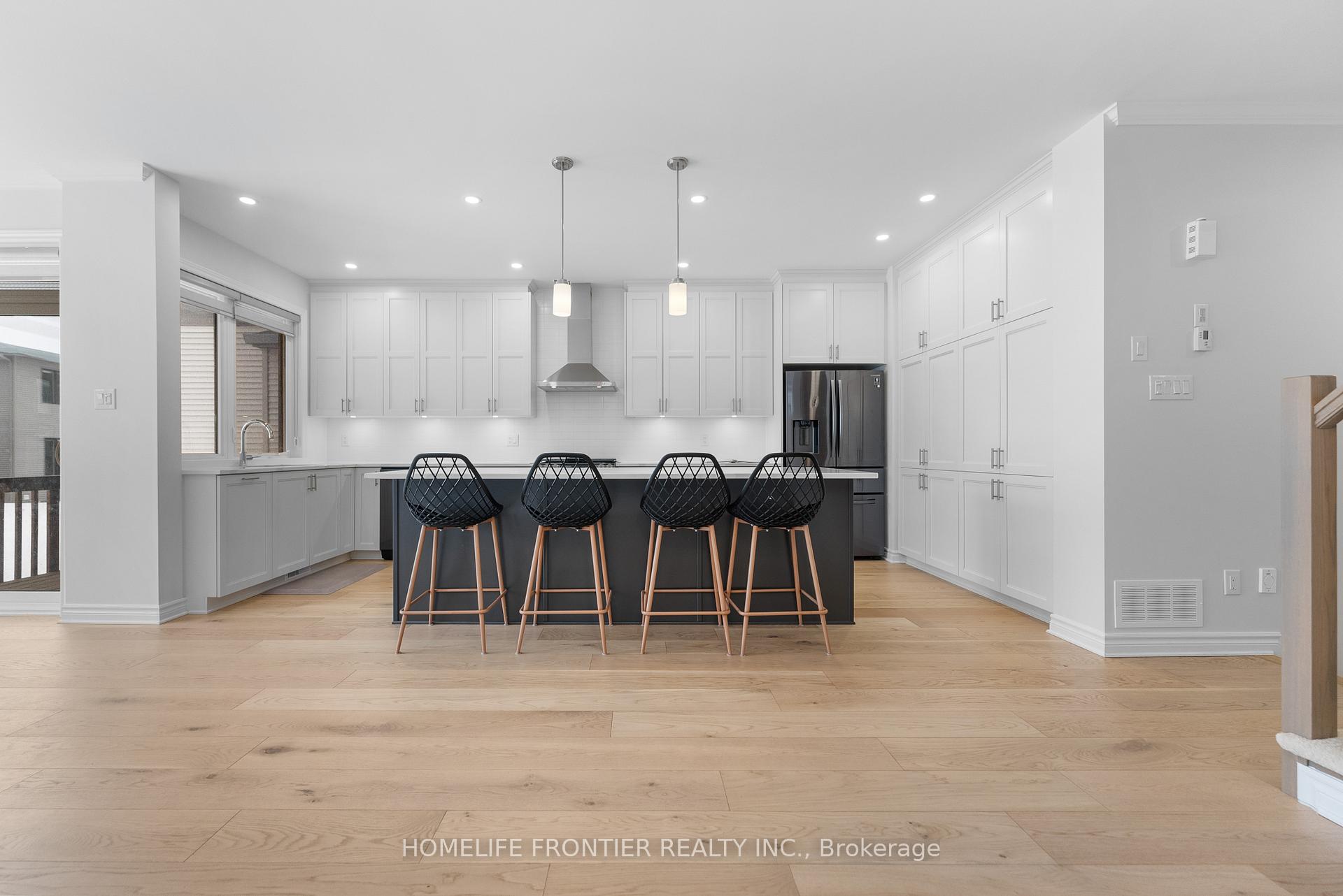 Photo 8 of 26 Dun Skipper Drive, Ottawa, Blossom Park/Kemp Park/Findlay Creek — HOMEH