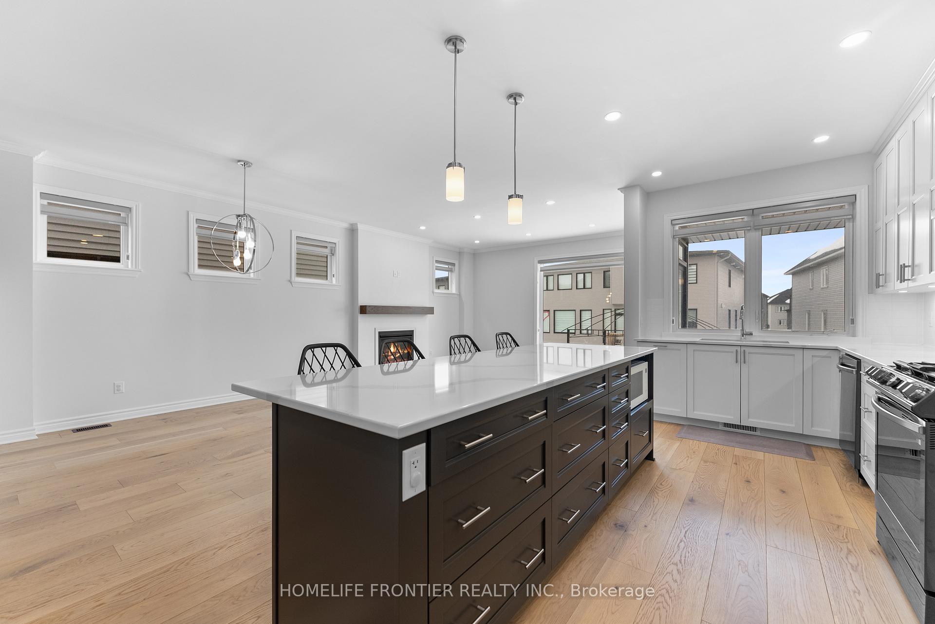 Photo 11 of 26 Dun Skipper Drive, Ottawa, Blossom Park/Kemp Park/Findlay Creek — HOMEH