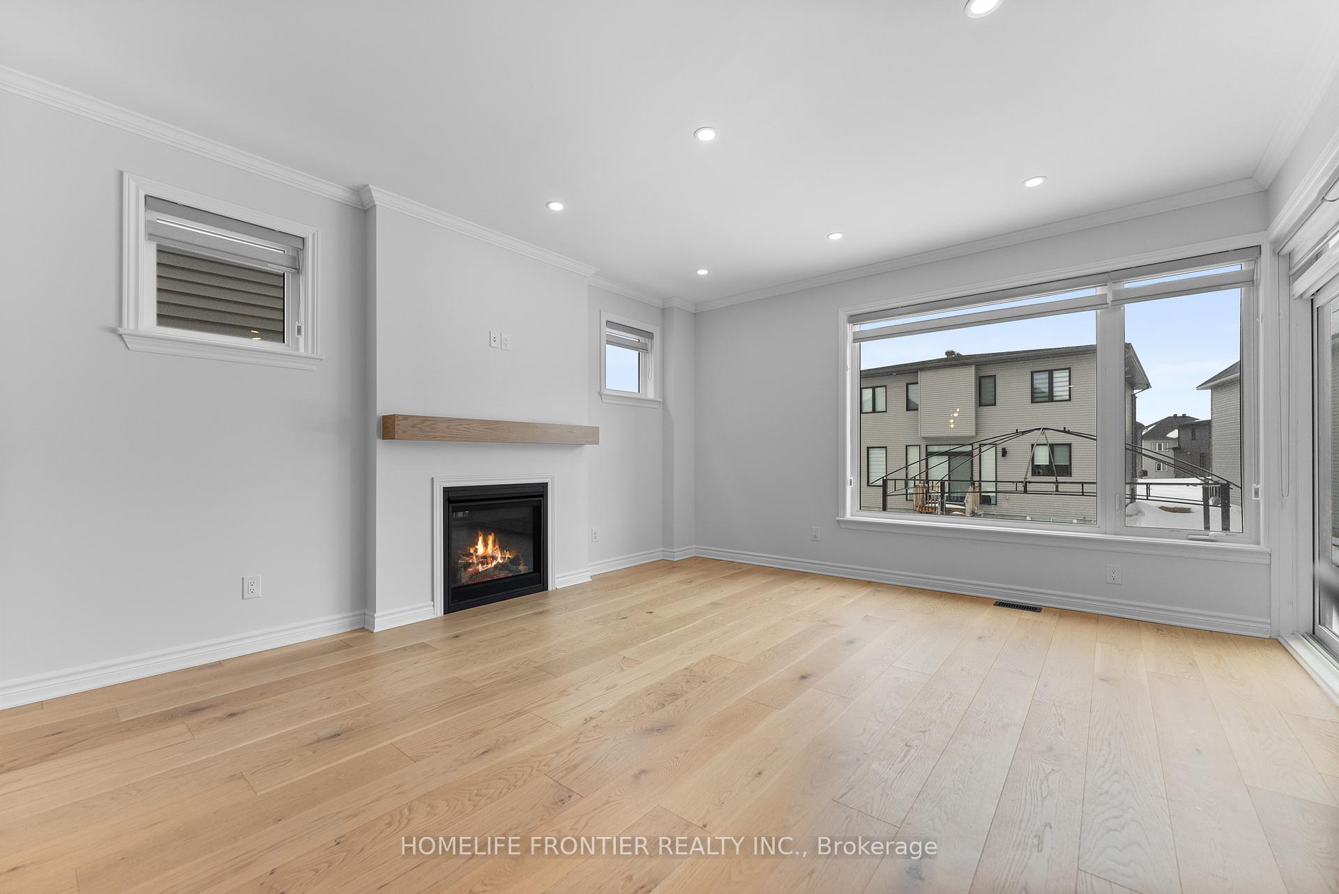 Photo 18 of 26 Dun Skipper Drive, Ottawa, Blossom Park/Kemp Park/Findlay Creek — HOMEH