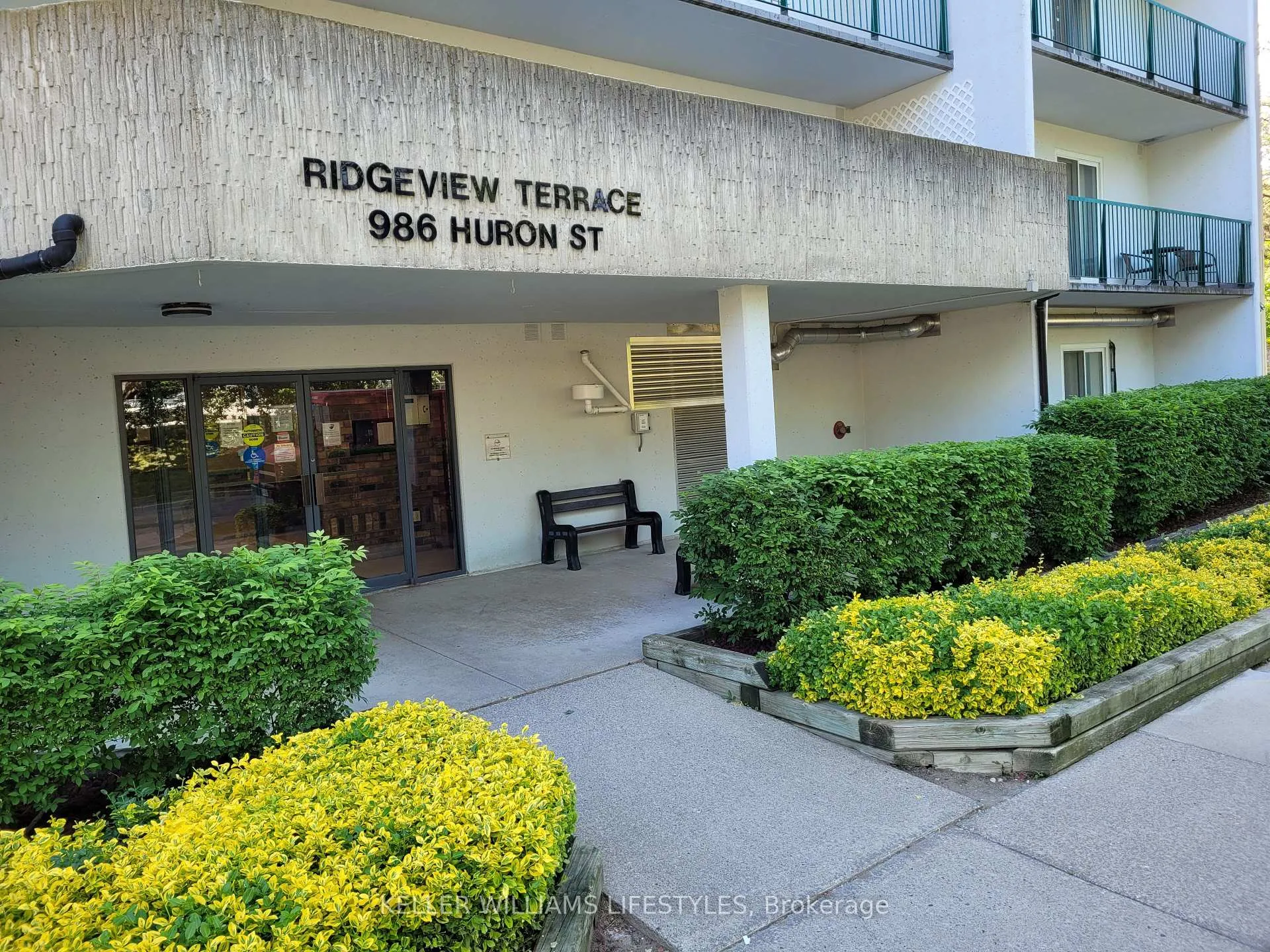 Photo of Unit 710, 986 Huron Street