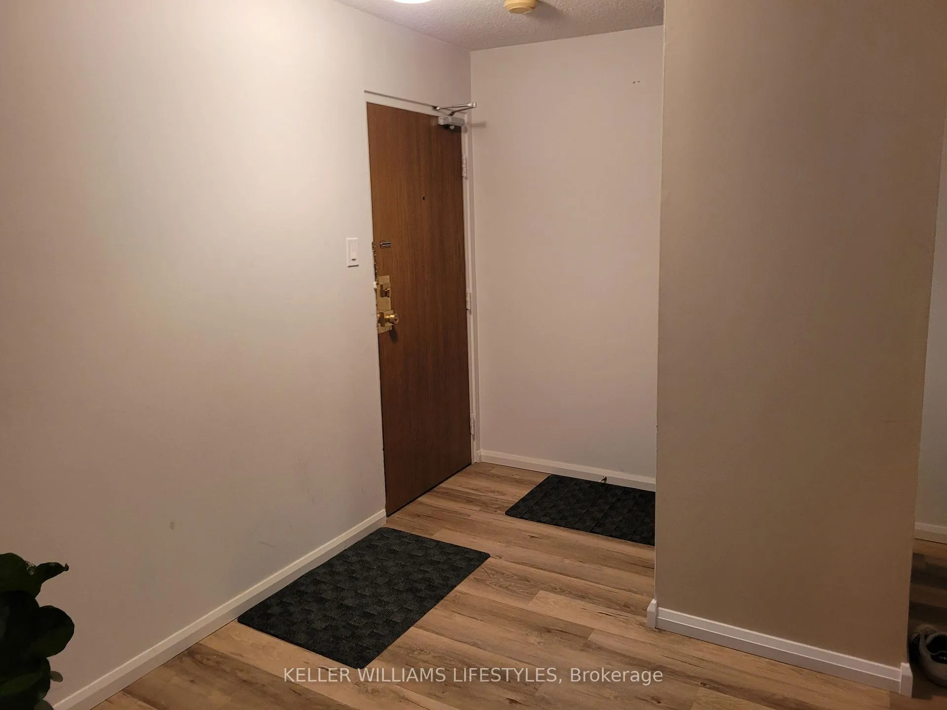 Photo 5 of Unit 710, 986 Huron Street, London, East A — HOMEH