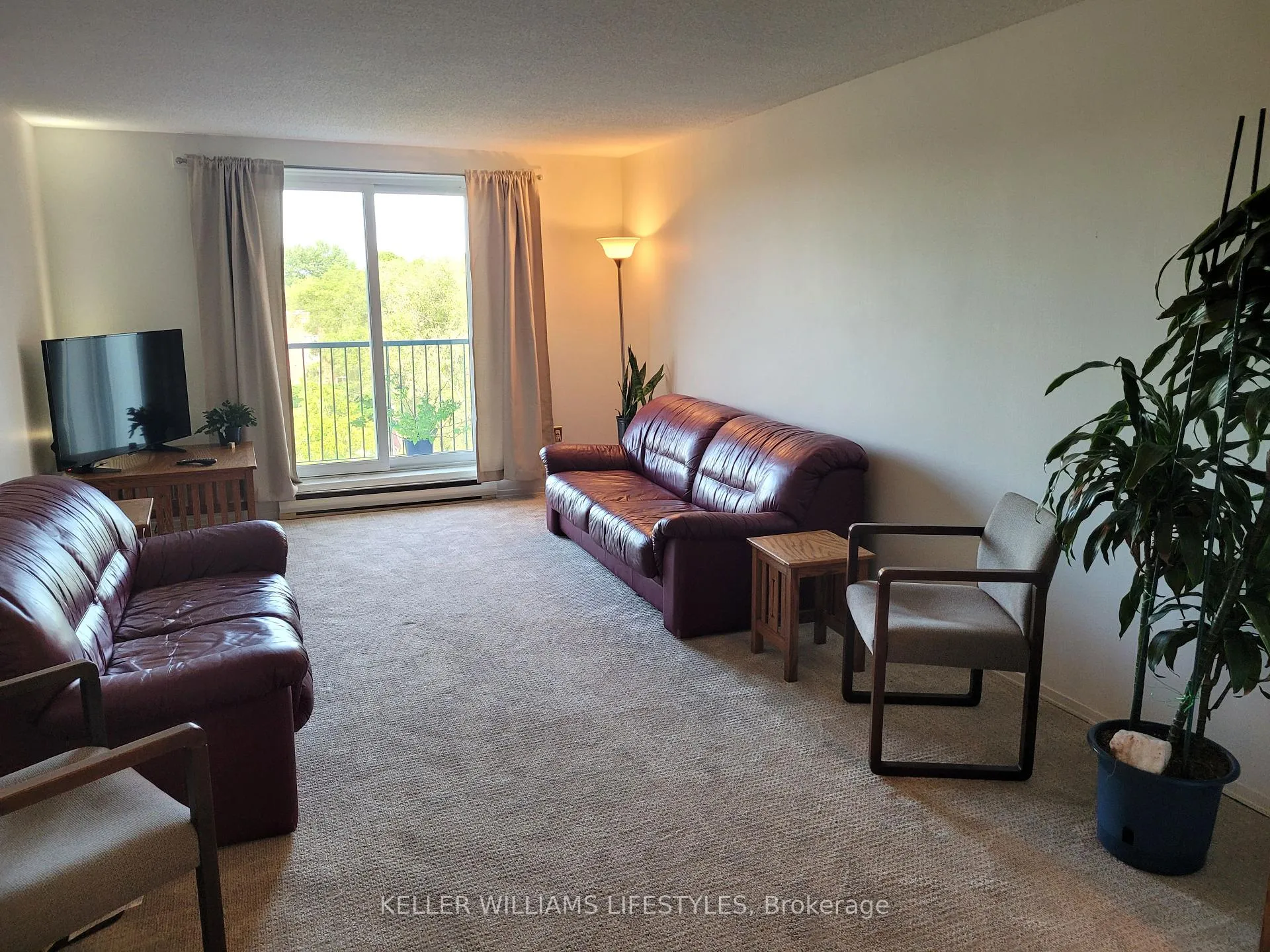 Photo 6 of Unit 710, 986 Huron Street, London, East A — HOMEH
