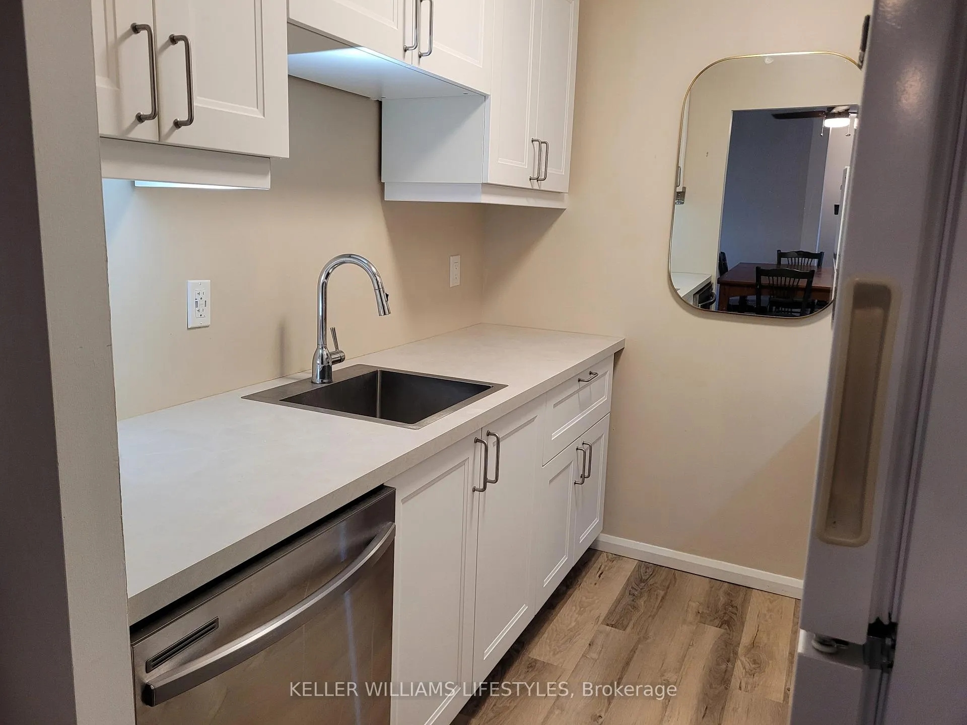 Photo 7 of Unit 710, 986 Huron Street, London, East A — HOMEH