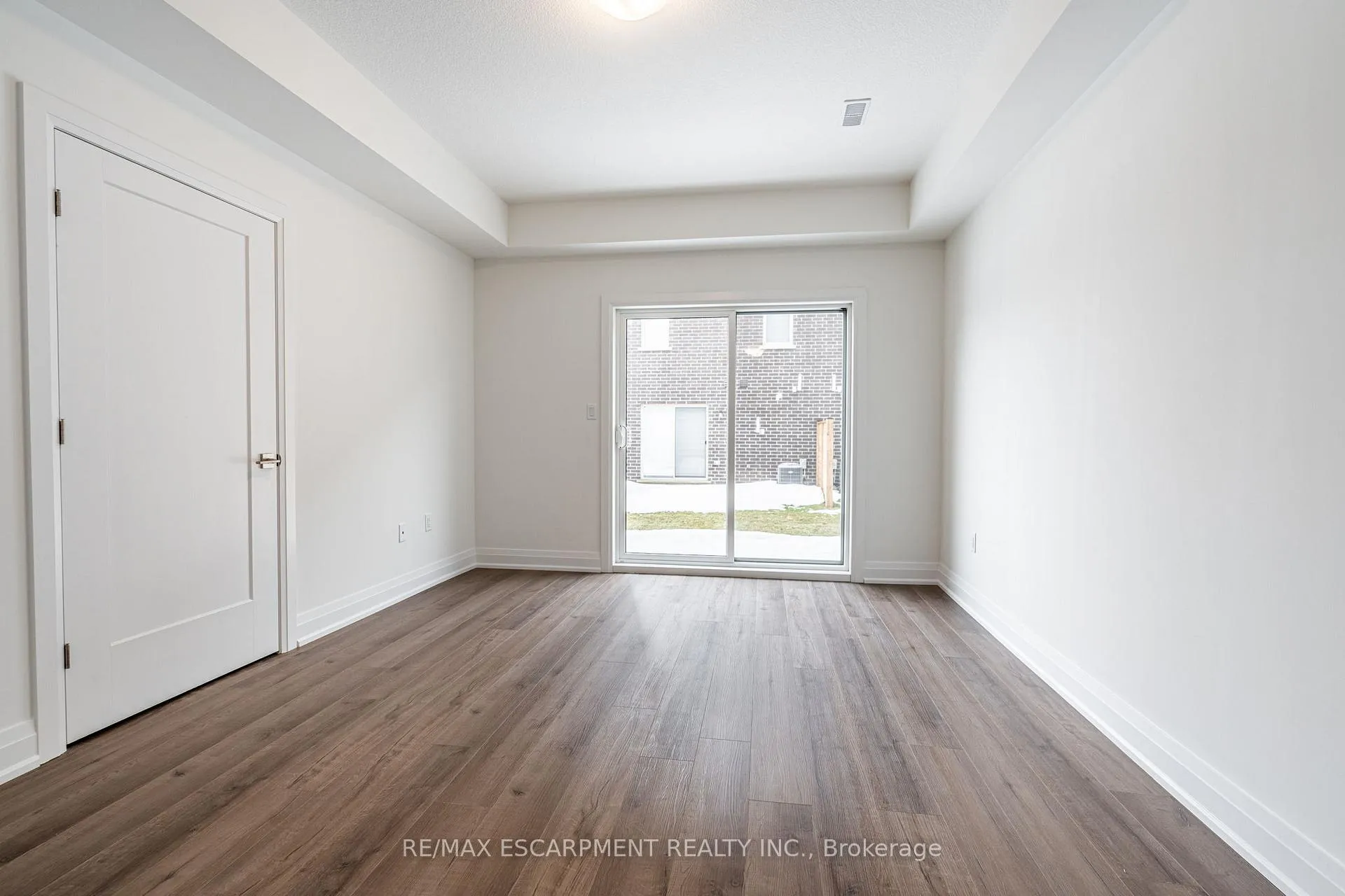Photo 20 of 20 Clear Valley Lane, Hamilton, Mount Hope — HOMEH