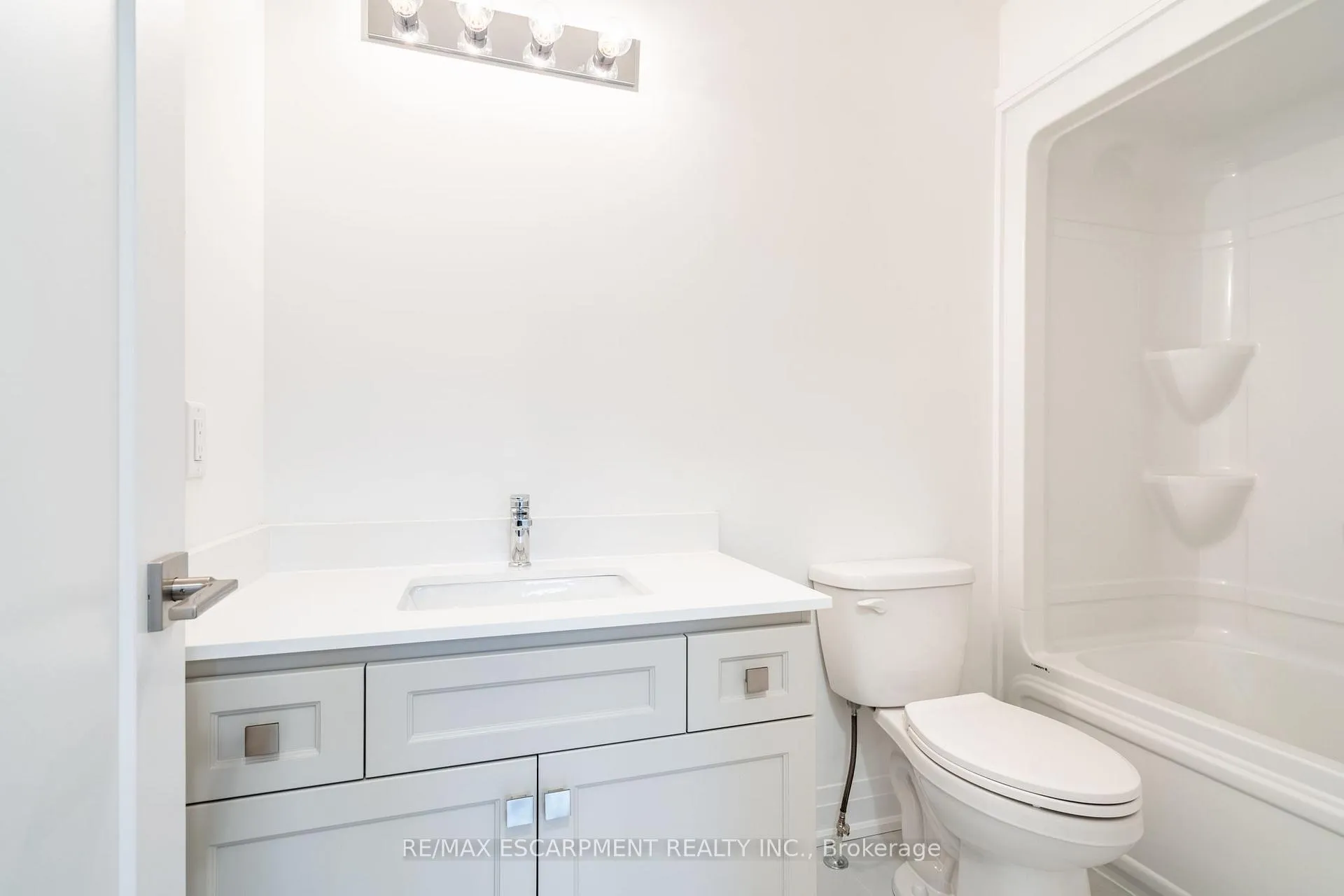 Photo 31 of 20 Clear Valley Lane, Hamilton, Mount Hope — HOMEH