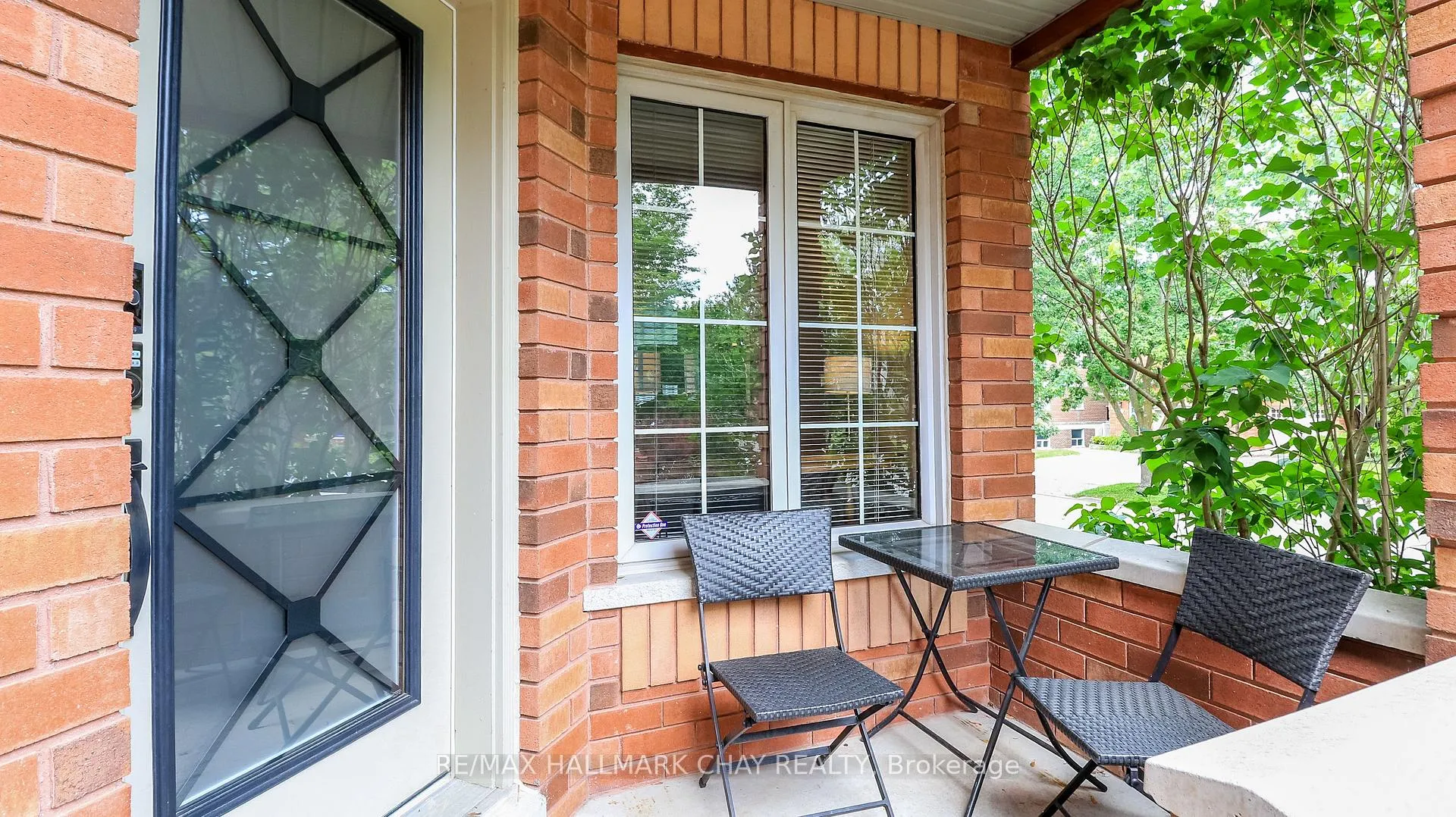 Photo 6 of 2 Kelly Place, Barrie, Allandale — HOMEH