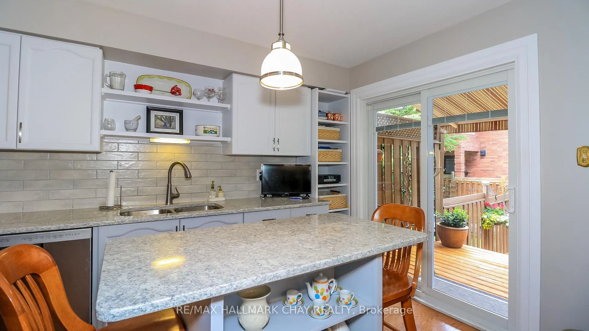 Photo 12 of 2 Kelly Place, Barrie, Allandale — HOMEH