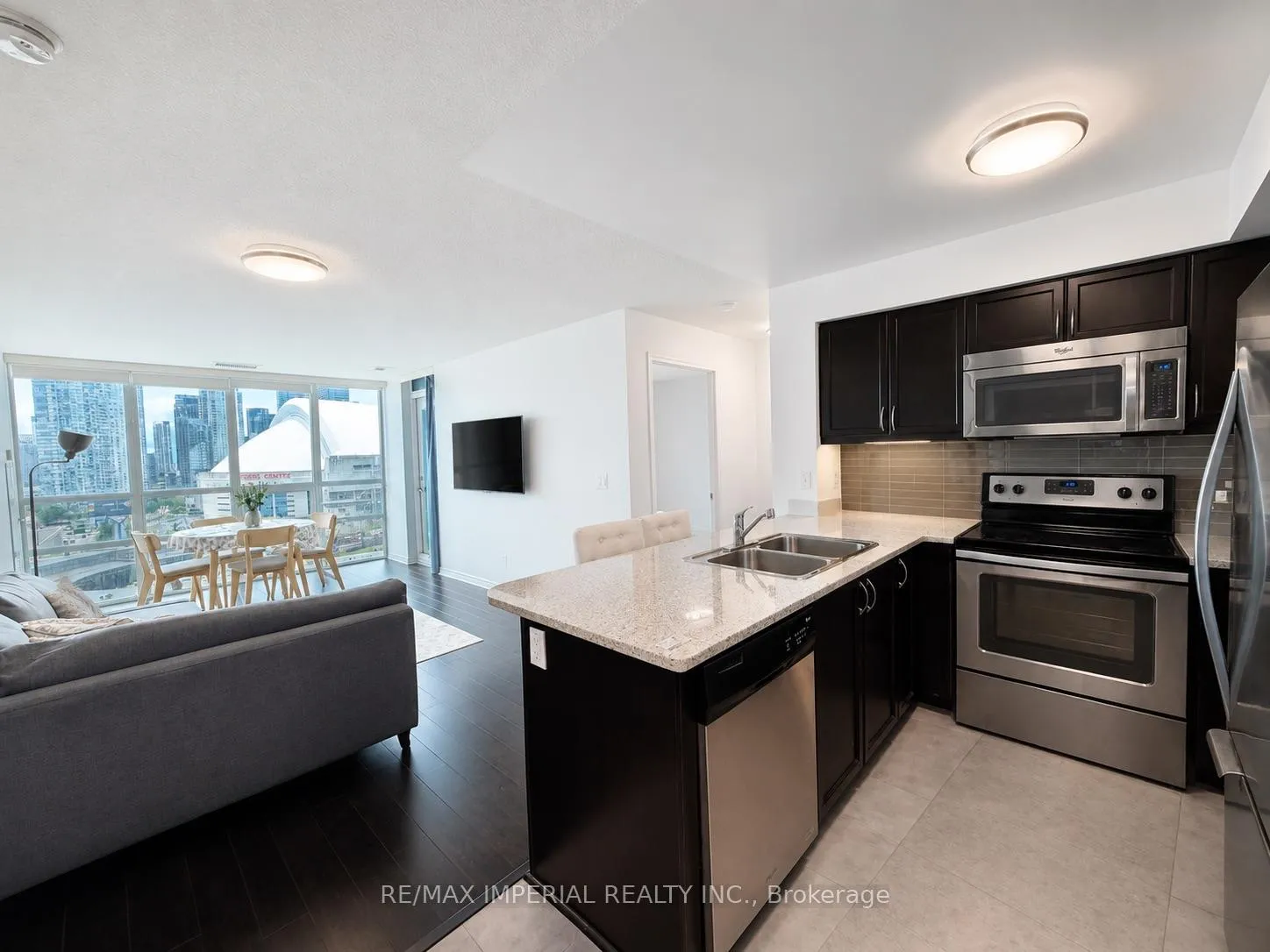 Photo 3 of Unit PH15, 25 Lower Simcoe Street, Toronto, Waterfront Communities — HOMEH