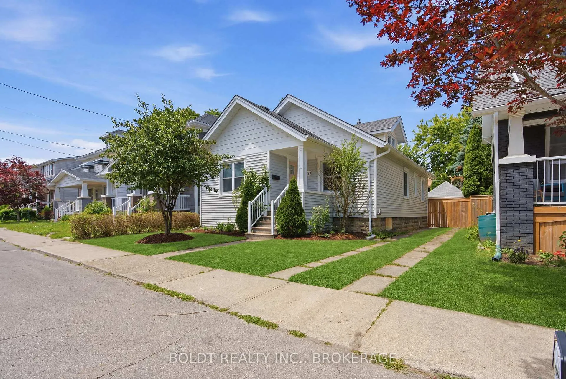 Photo 1 of 21 Albert Street, St. Catharines, Downtown — HOMEH