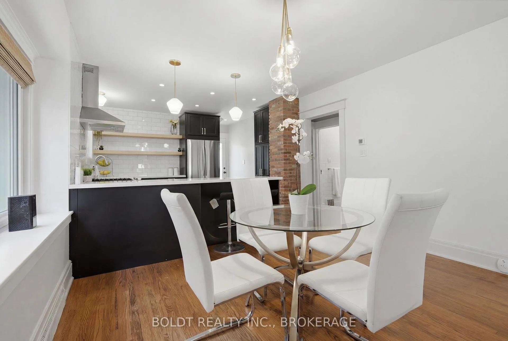 Photo 11 of 21 Albert Street, St. Catharines, Downtown — HOMEH