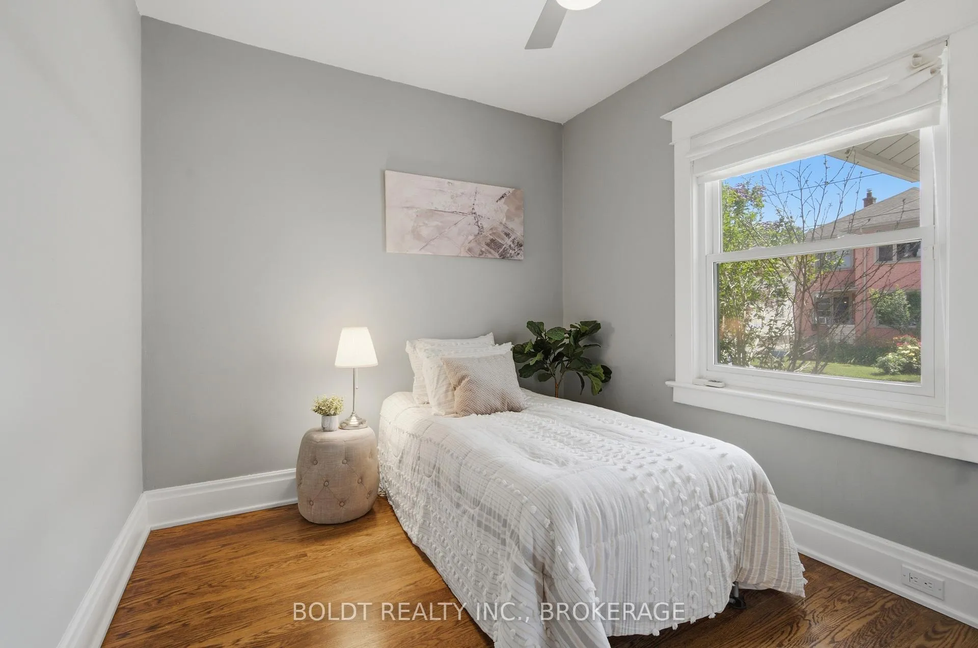 Photo 15 of 21 Albert Street, St. Catharines, Downtown — HOMEH