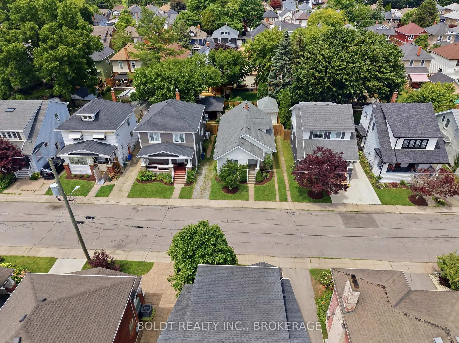 Photo 25 of 21 Albert Street, St. Catharines, Downtown — HOMEH