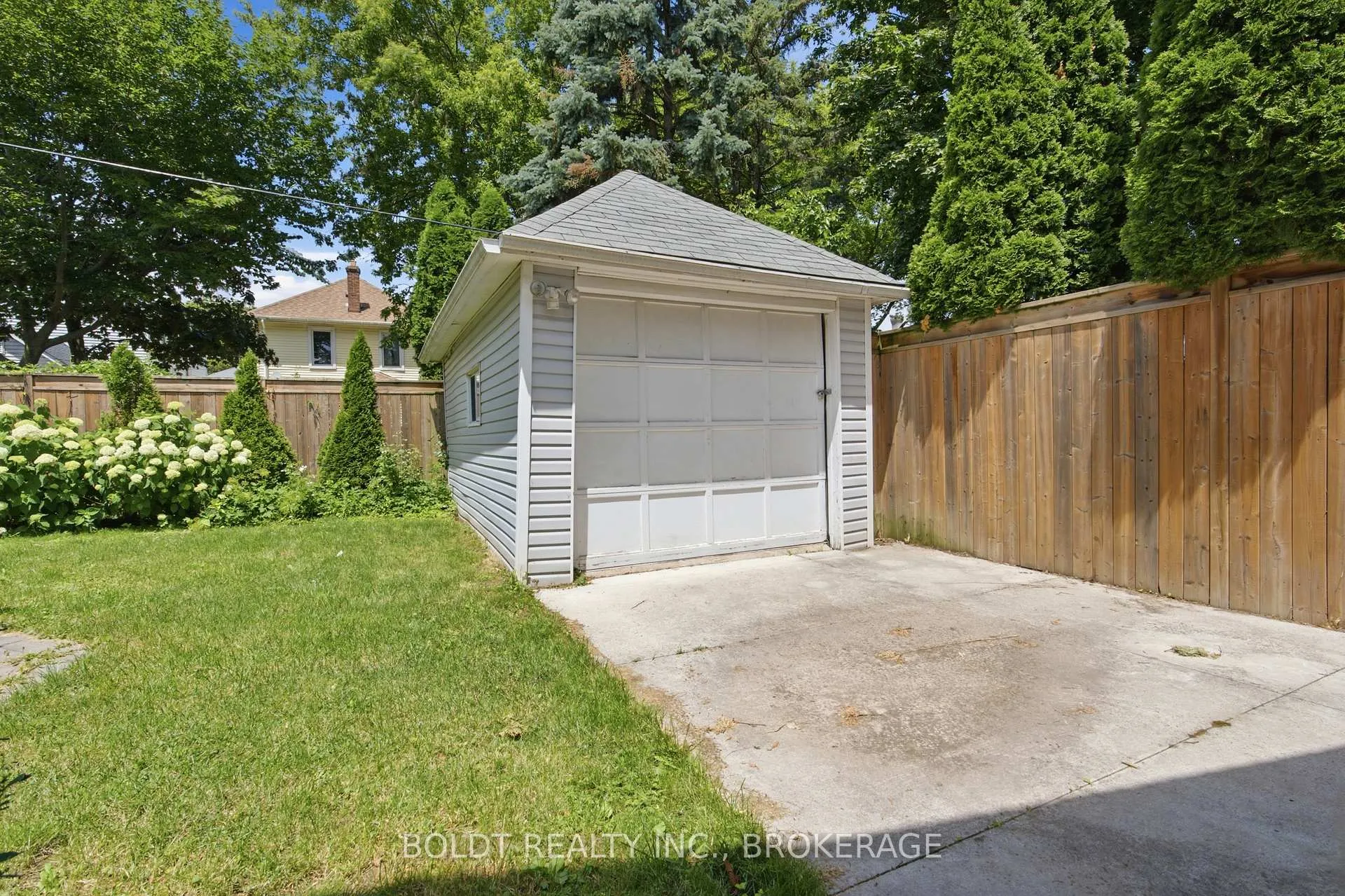 Photo 29 of 21 Albert Street, St. Catharines, Downtown — HOMEH