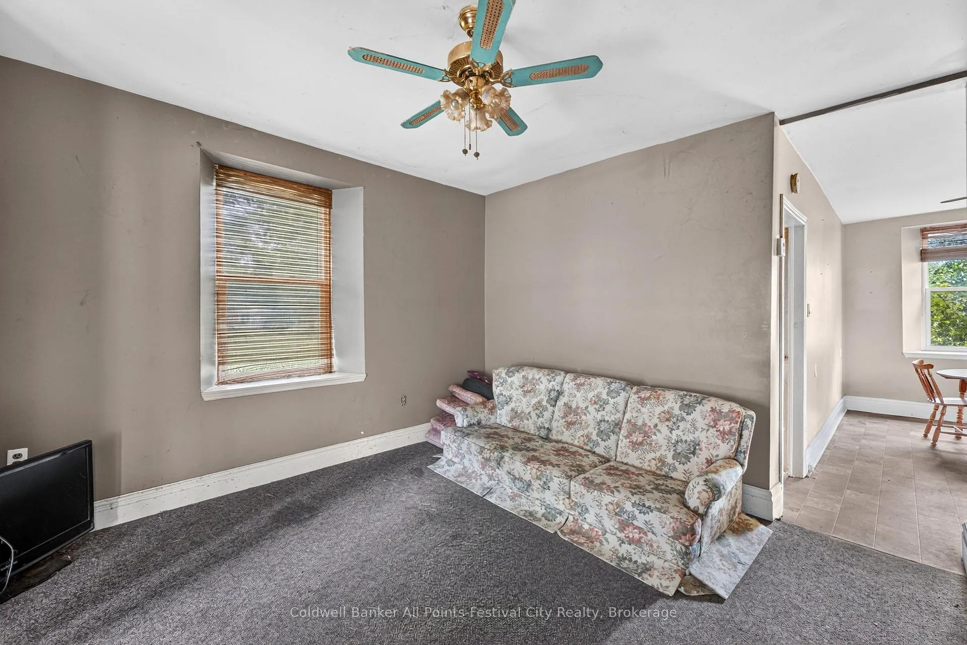 Photo 7 of 604 Gough Street, Huron-Kinloss, Lucknow — HOMEH