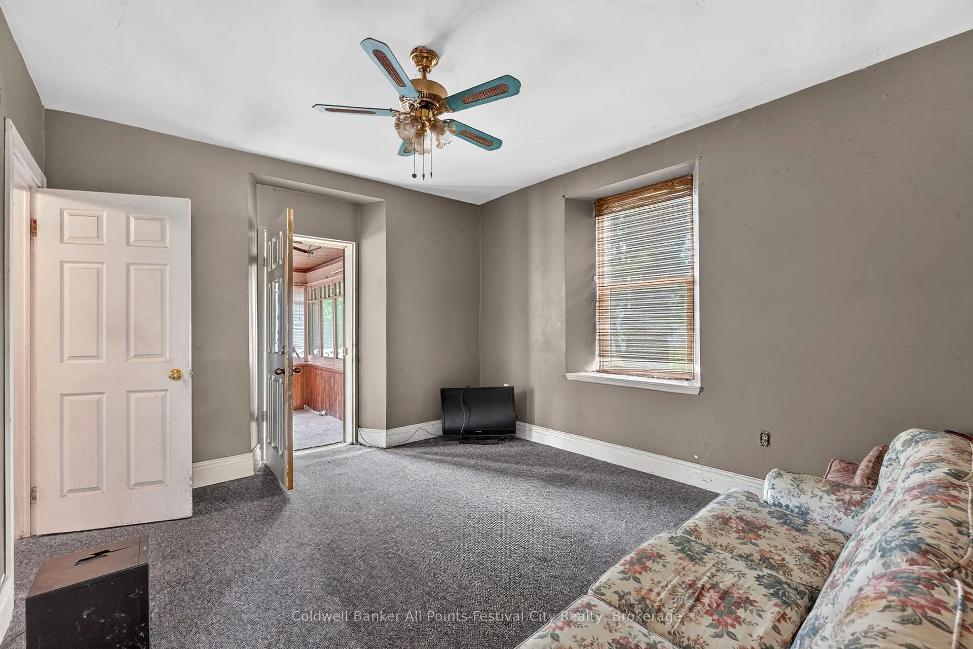 Photo 8 of 604 Gough Street, Huron-Kinloss, Lucknow — HOMEH