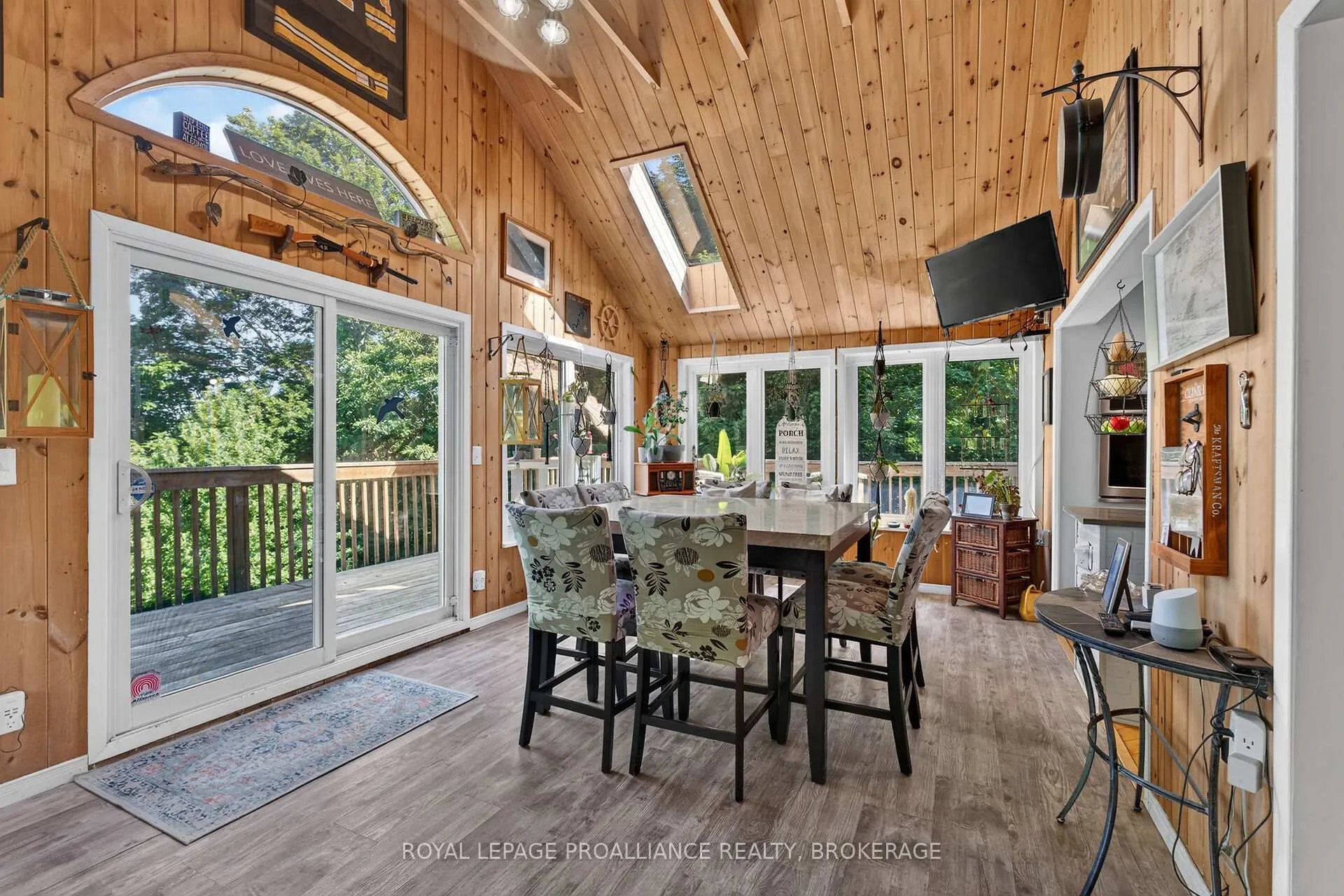 Photo 9 of 3318 Desert Lake Road, Frontenac, Frontenac South — HOMEH