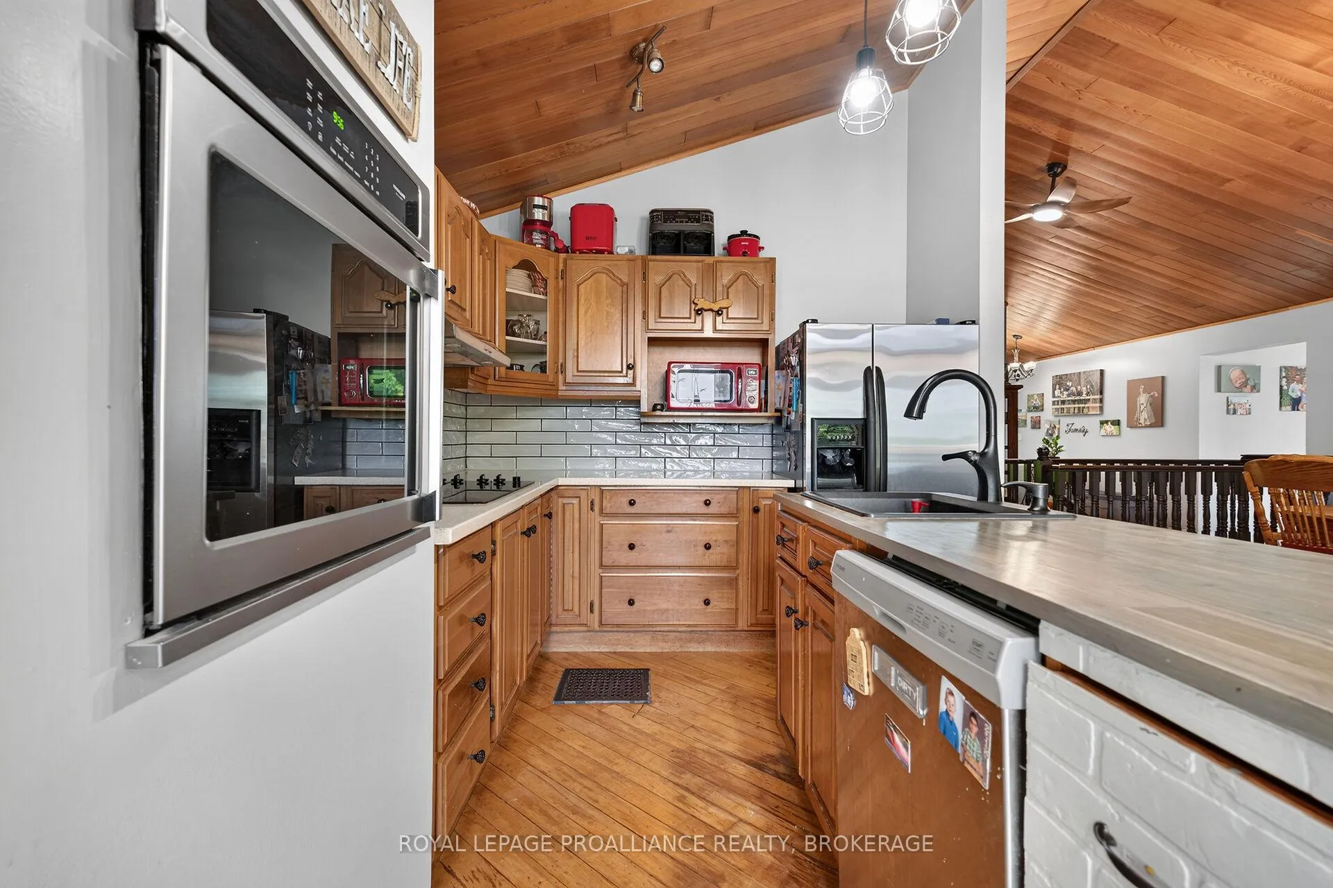 Photo 12 of 3318 Desert Lake Road, Frontenac, Frontenac South — HOMEH