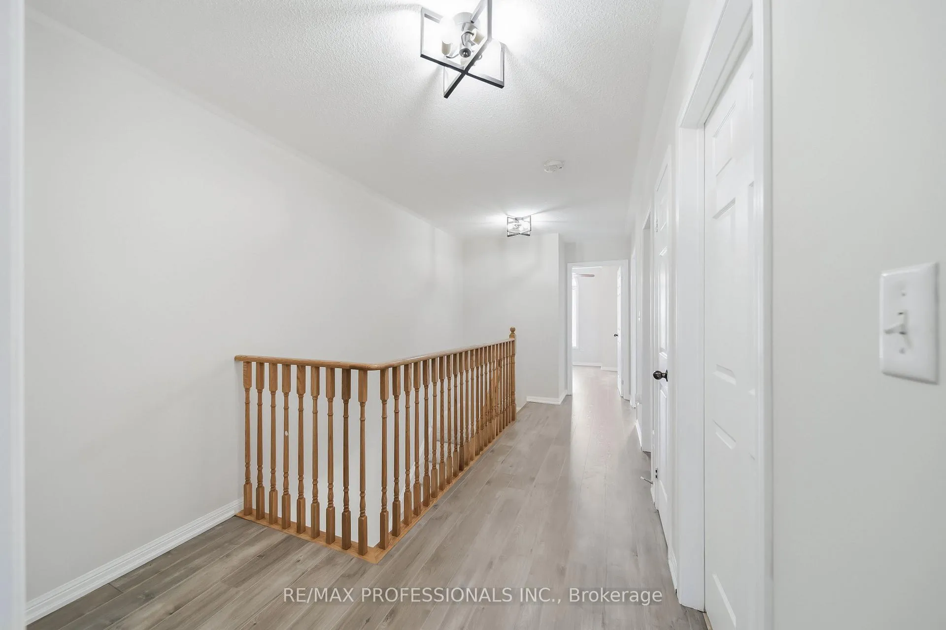Photo 20 of 71 Connell Lane, Clarington, Bowmanville — HOMEH