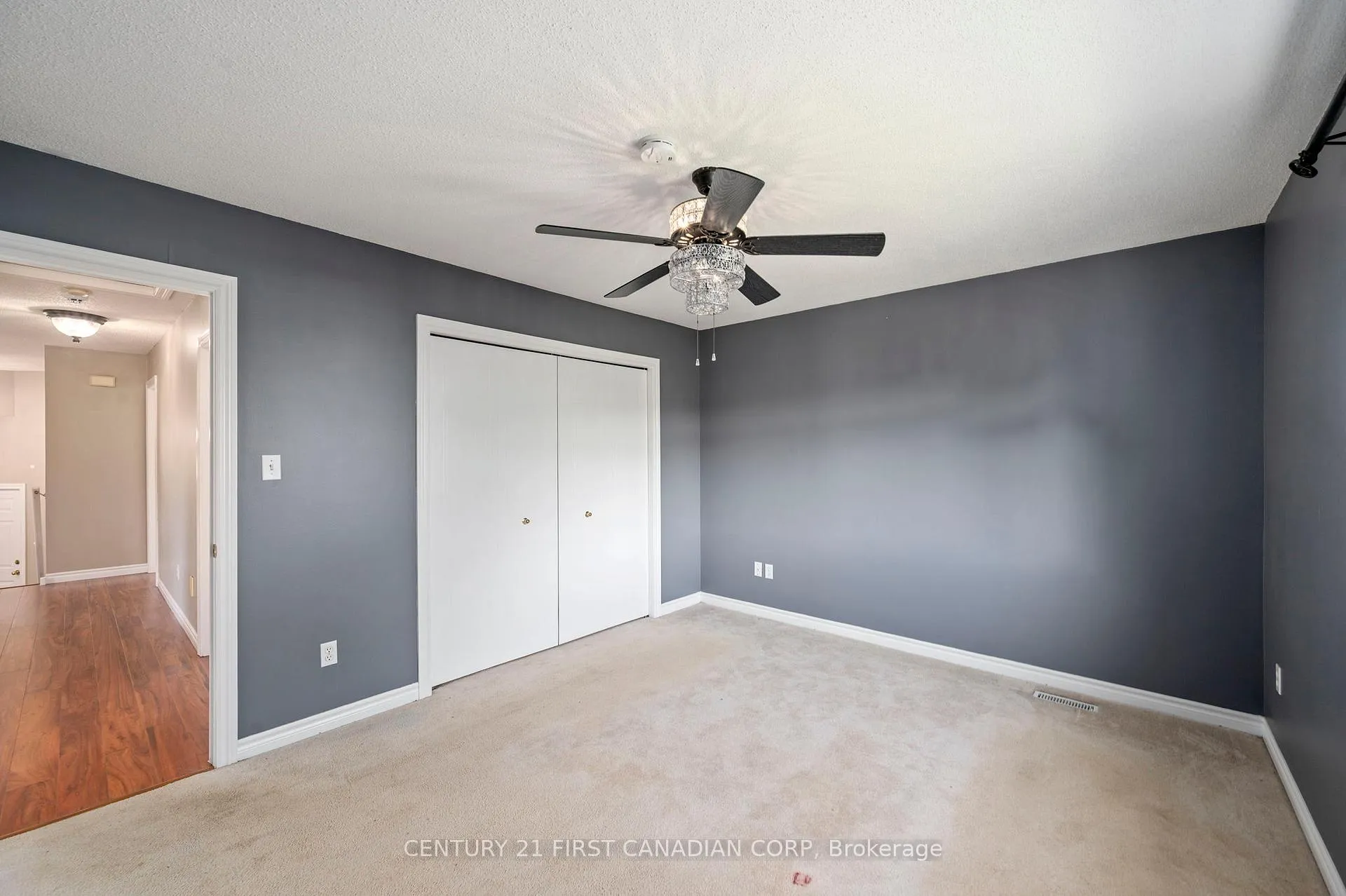 Photo 12 of 1638 Marconi Boulevard, London, East I — HOMEH