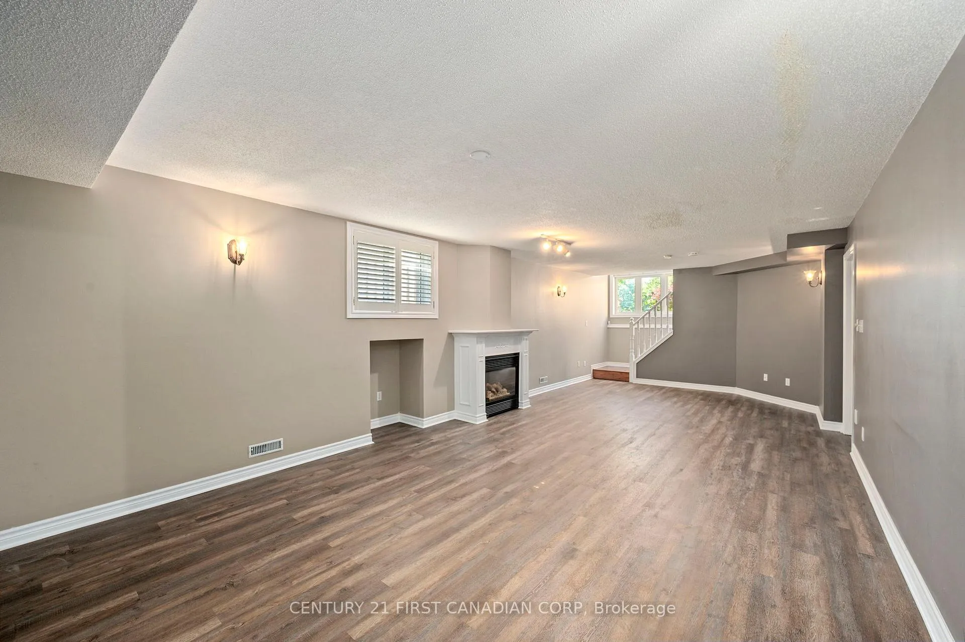 Photo 16 of 1638 Marconi Boulevard, London, East I — HOMEH
