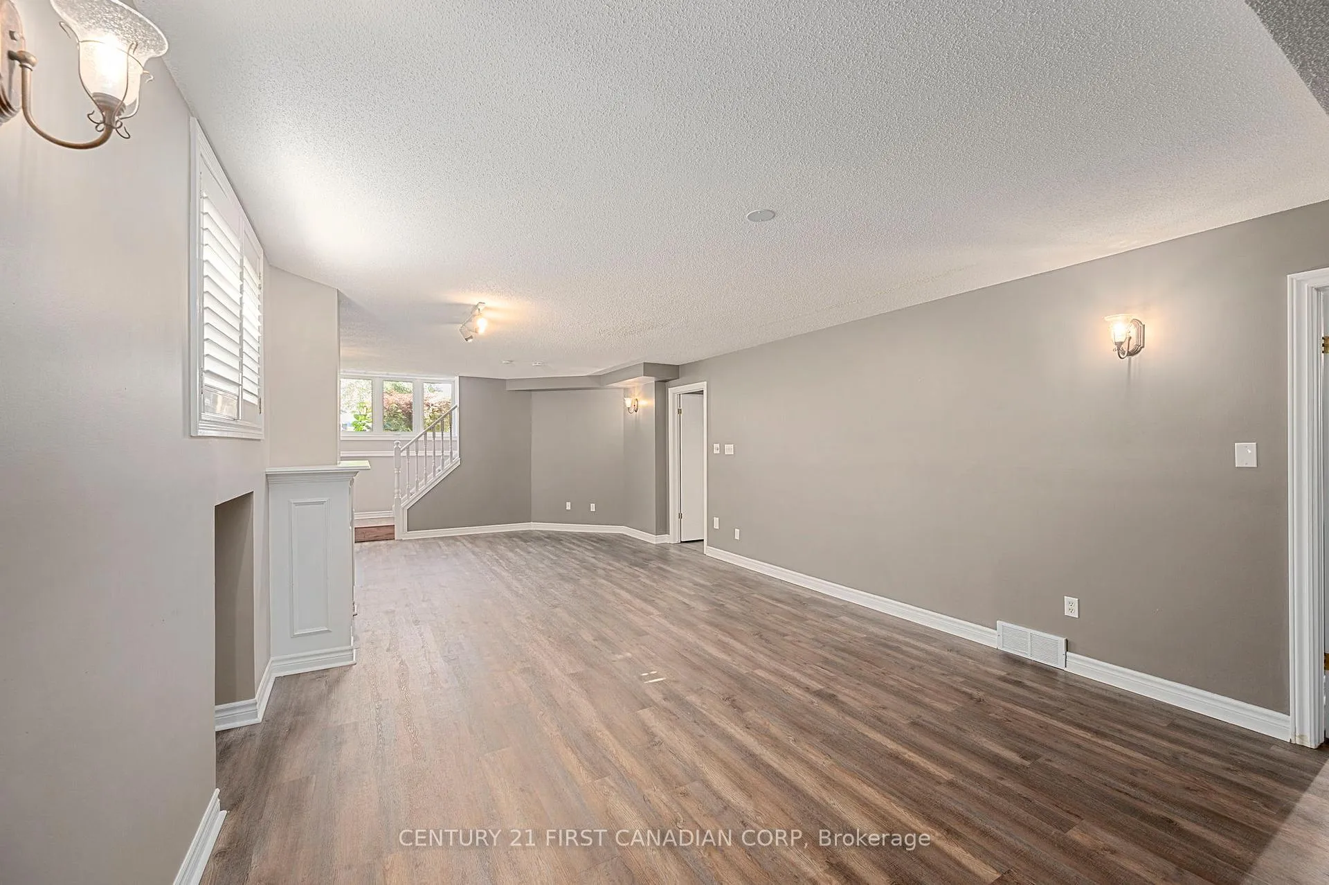 Photo 19 of 1638 Marconi Boulevard, London, East I — HOMEH