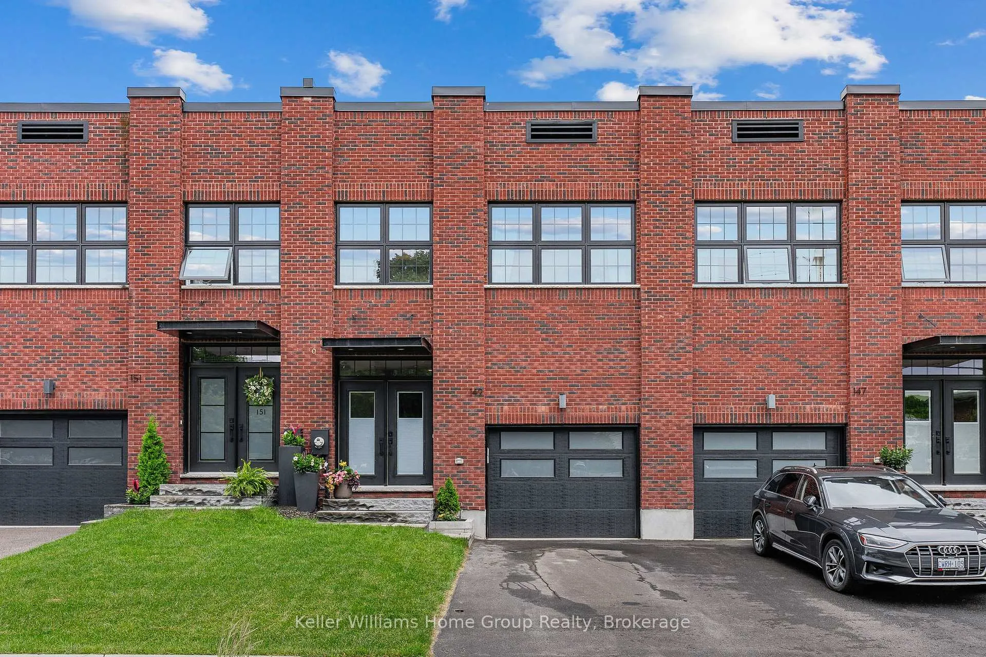 Photo 5 of 149 Morris Street, Guelph, St. Patrick's Ward — HOMEH