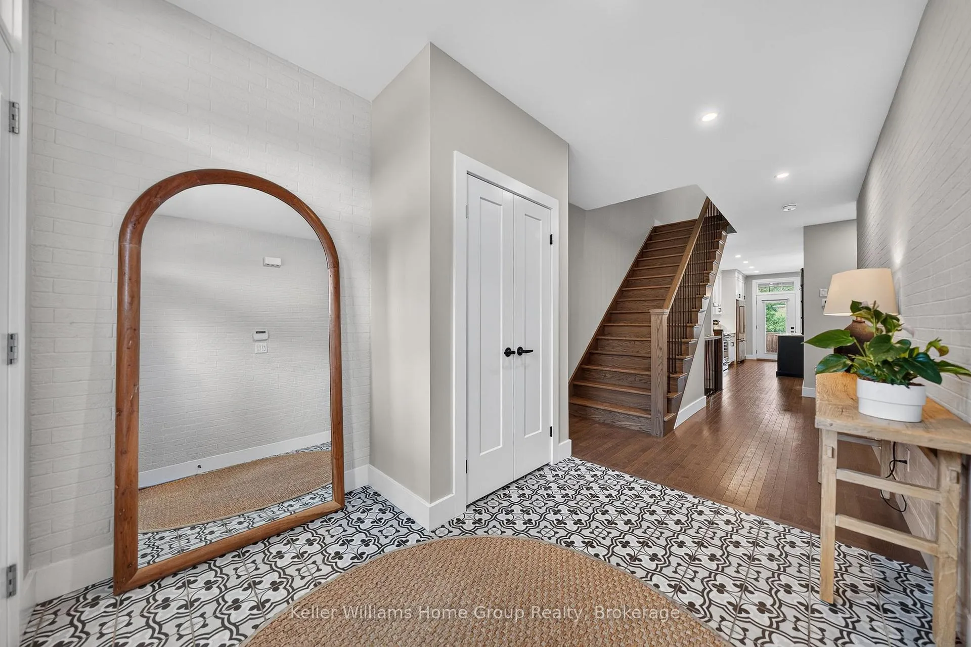 Photo 7 of 149 Morris Street, Guelph, St. Patrick's Ward — HOMEH