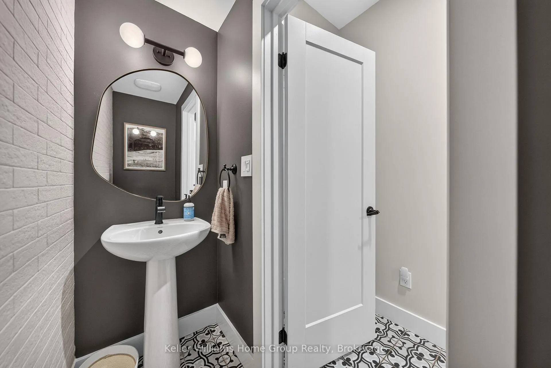 Photo 21 of 149 Morris Street, Guelph, St. Patrick's Ward — HOMEH