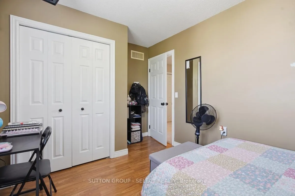 Photo 28 of 1789 Devos Drive, London, North C — HOMEH