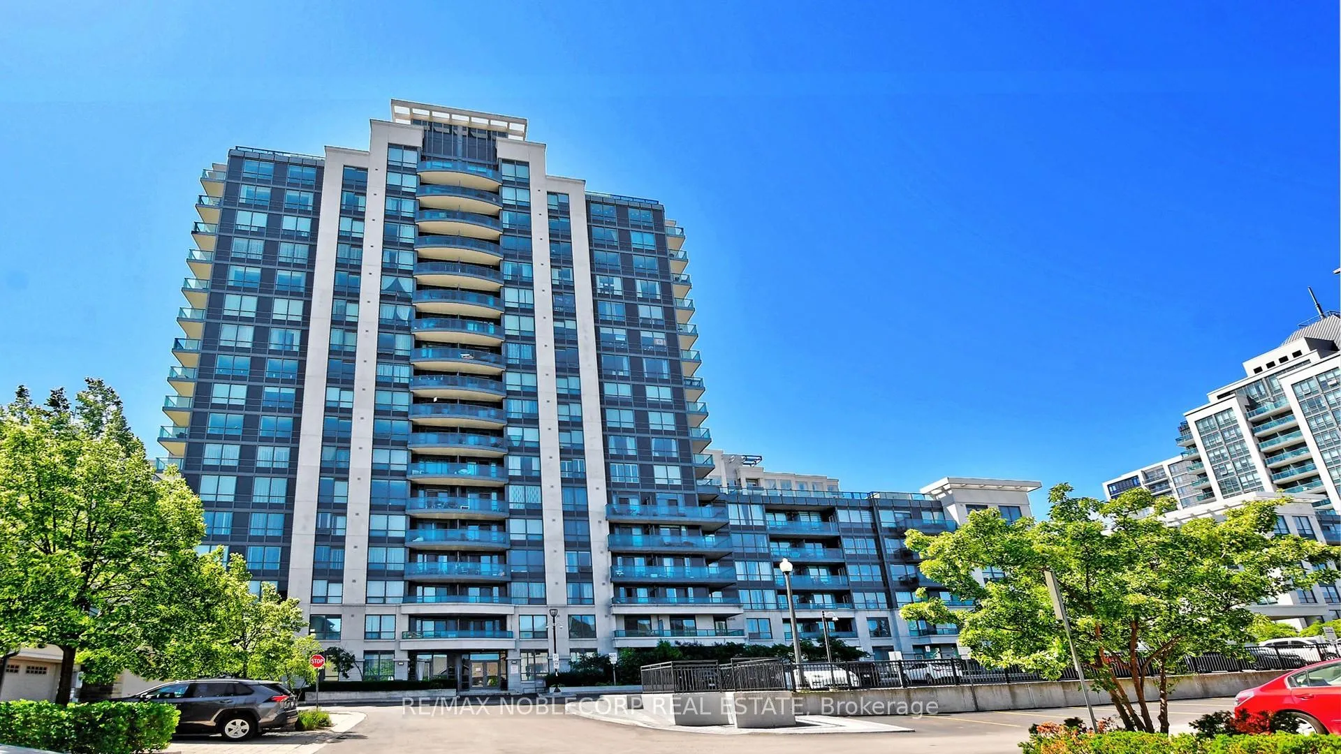 Photo 2 of Unit 516, 20 North Park Road, Vaughan, Beverley Glen — HOMEH