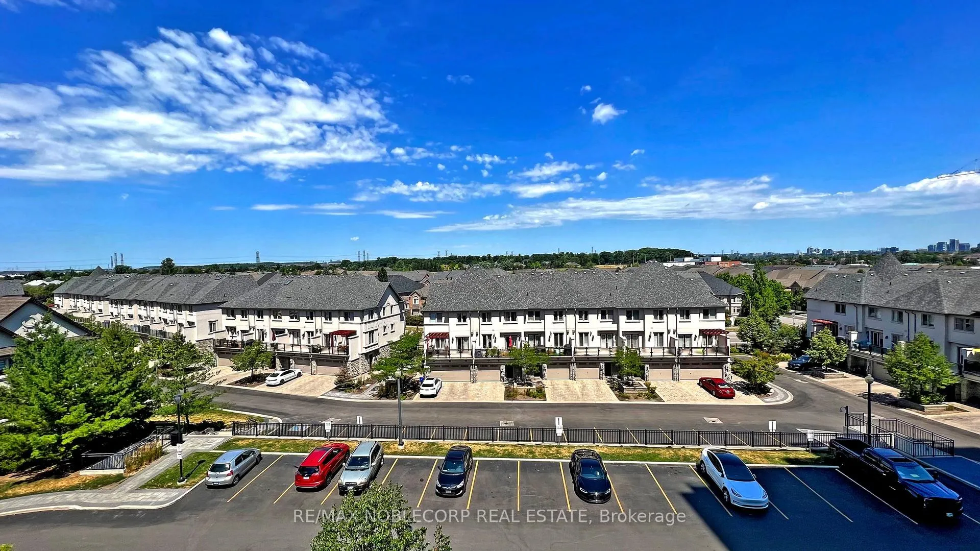 Photo 7 of Unit 516, 20 North Park Road, Vaughan, Beverley Glen — HOMEH