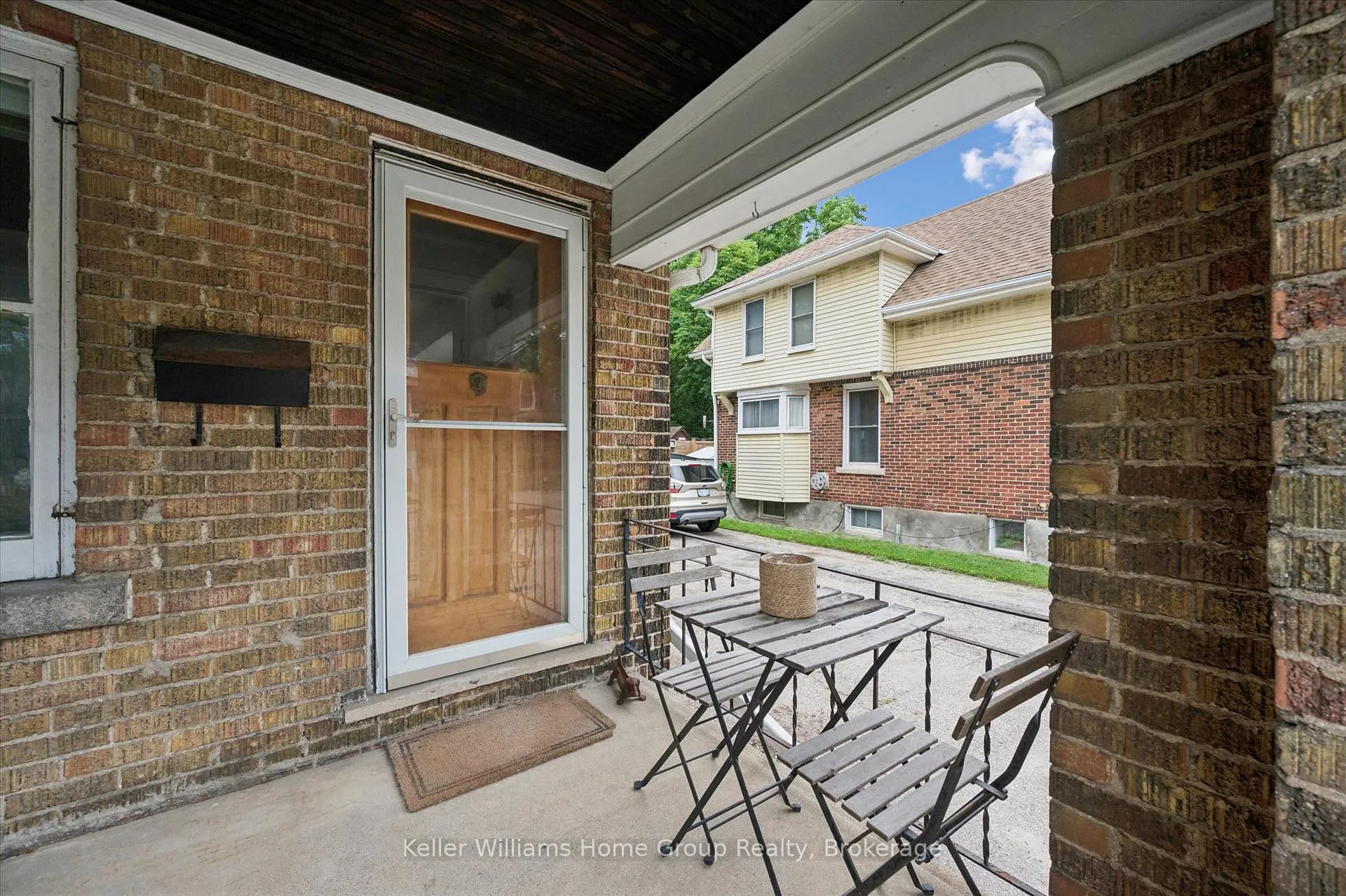 Photo 5 of 149 London Road W, Guelph, Exhibition Park — HOMEH