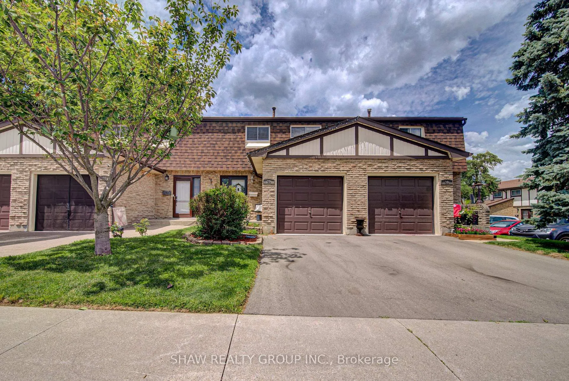 Photo 1 of Unit 29, 300 Rexford Drive, Hamilton, Randall — HOMEH