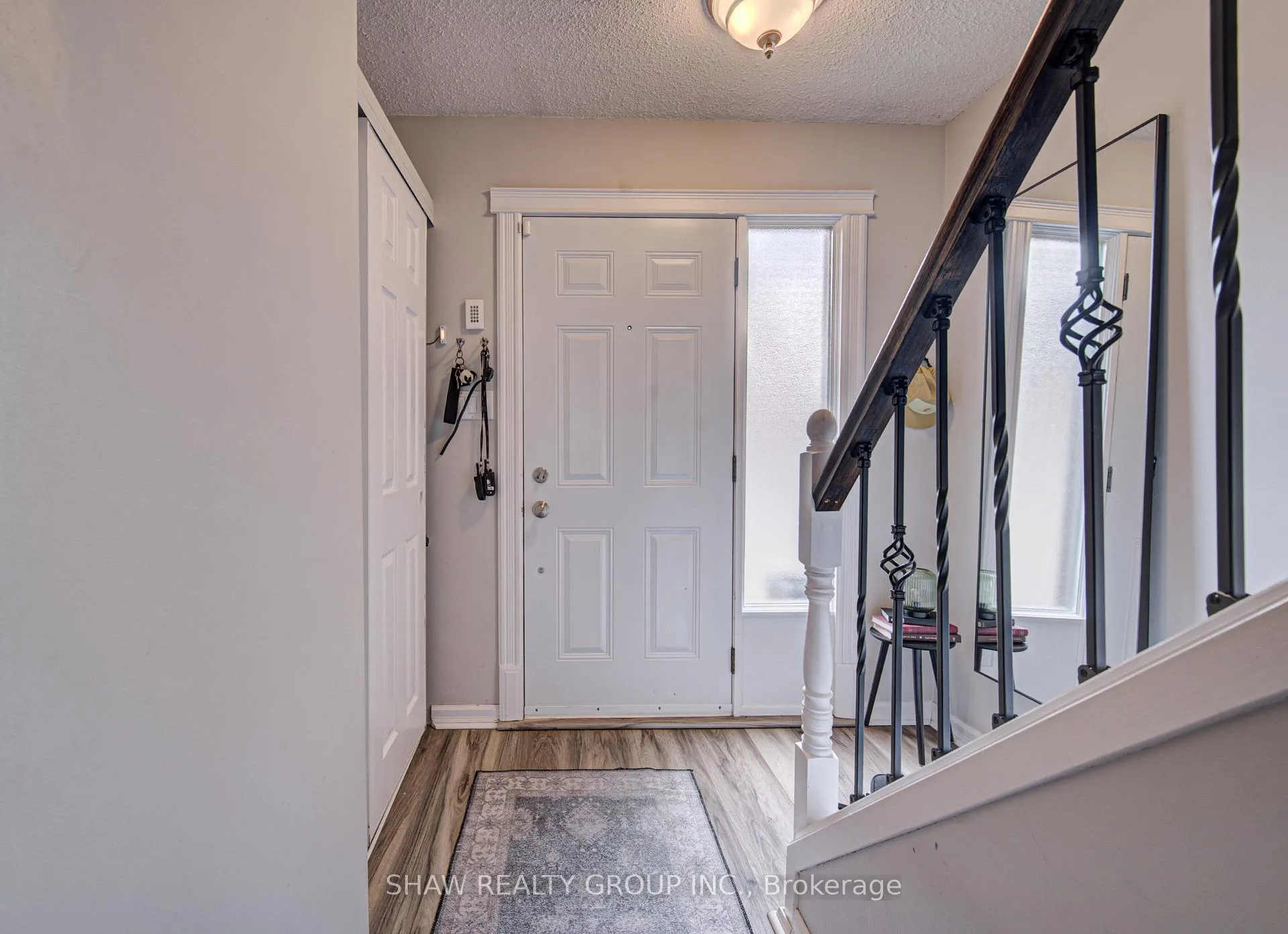 Photo 5 of Unit 29, 300 Rexford Drive, Hamilton, Randall — HOMEH