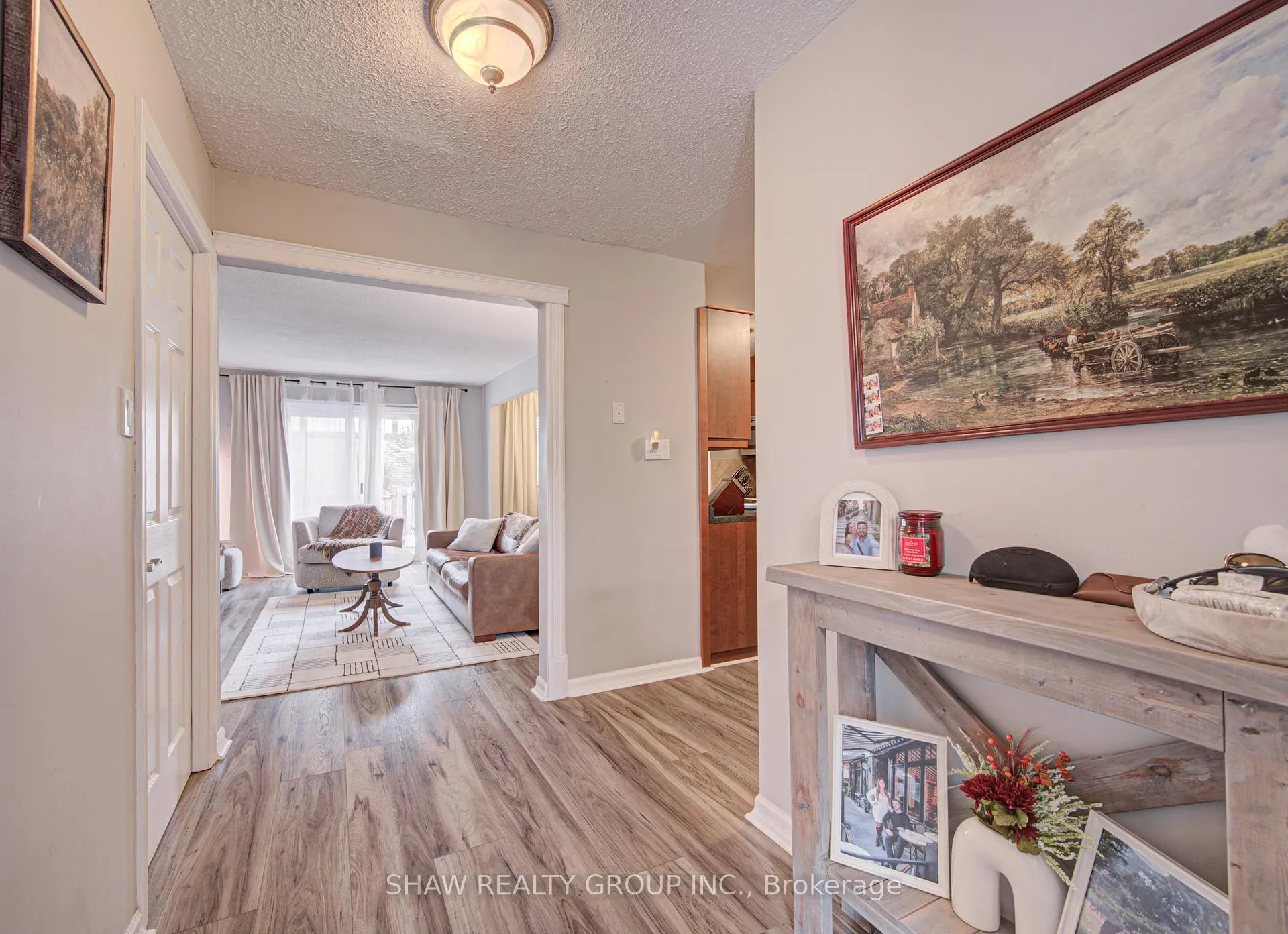 Photo 6 of Unit 29, 300 Rexford Drive, Hamilton, Randall — HOMEH