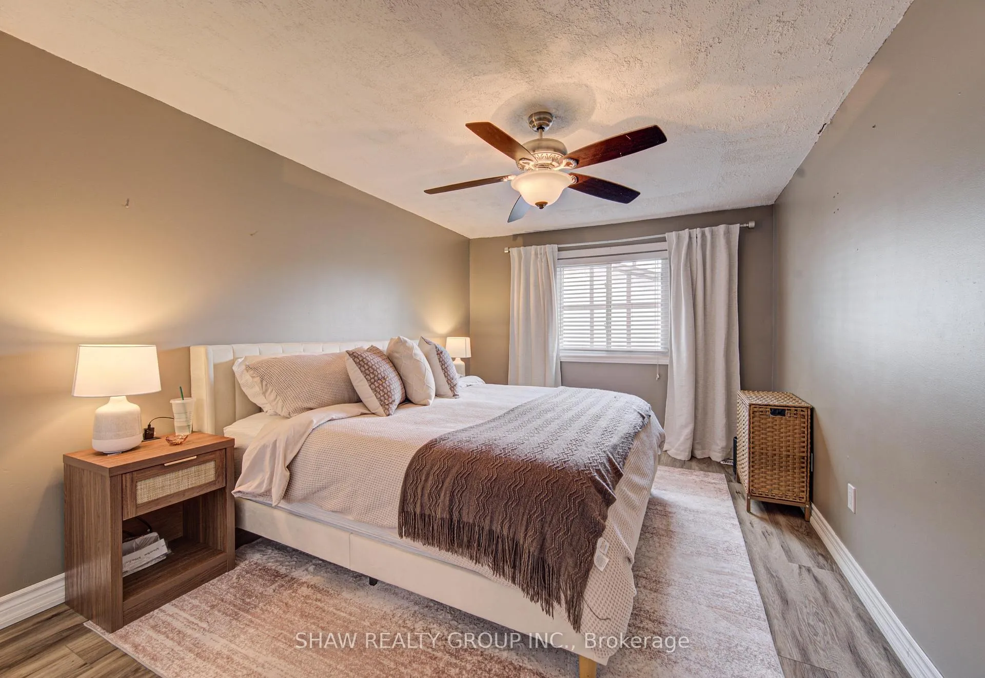 Photo 20 of Unit 29, 300 Rexford Drive, Hamilton, Randall — HOMEH