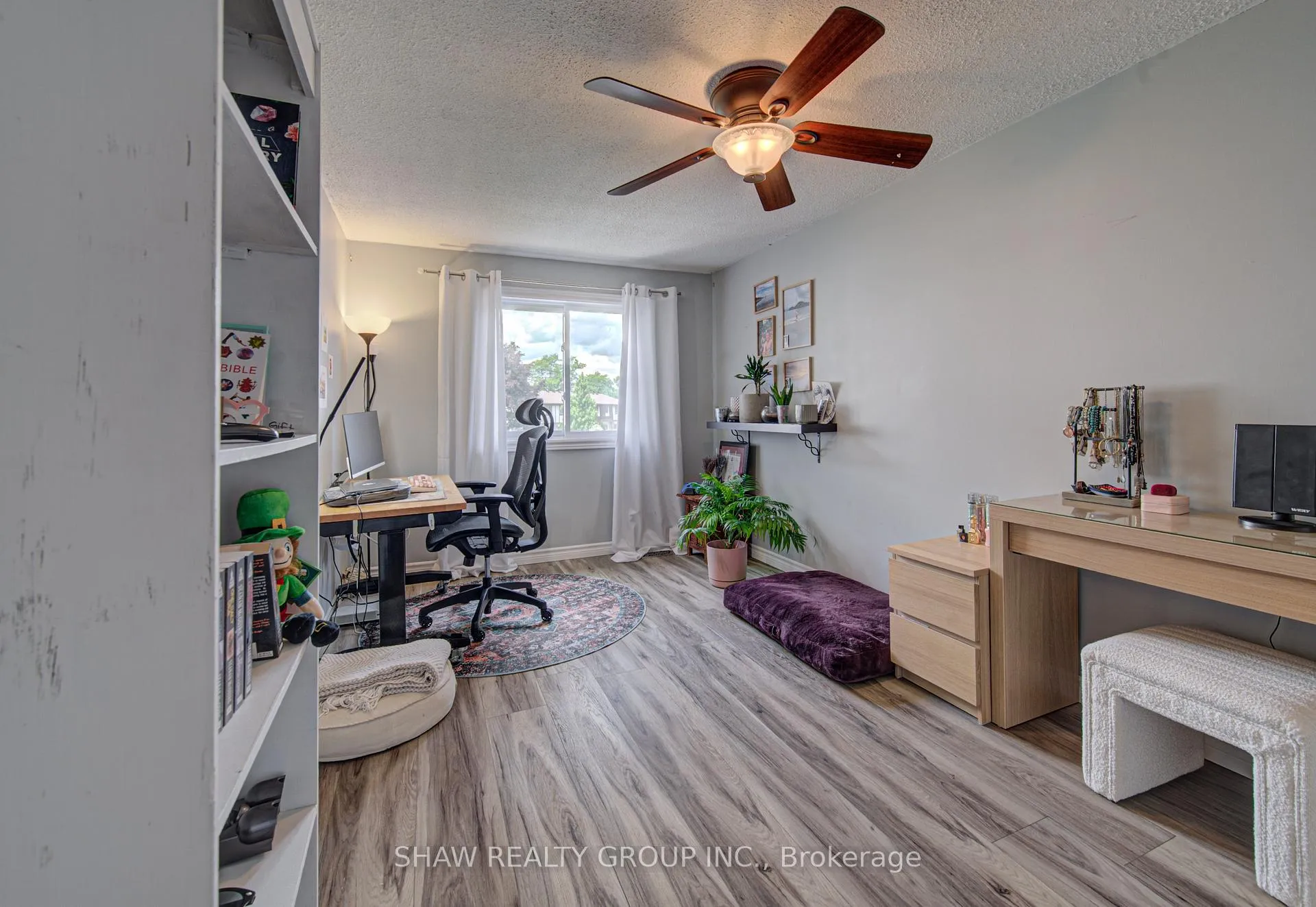 Photo 22 of Unit 29, 300 Rexford Drive, Hamilton, Randall — HOMEH