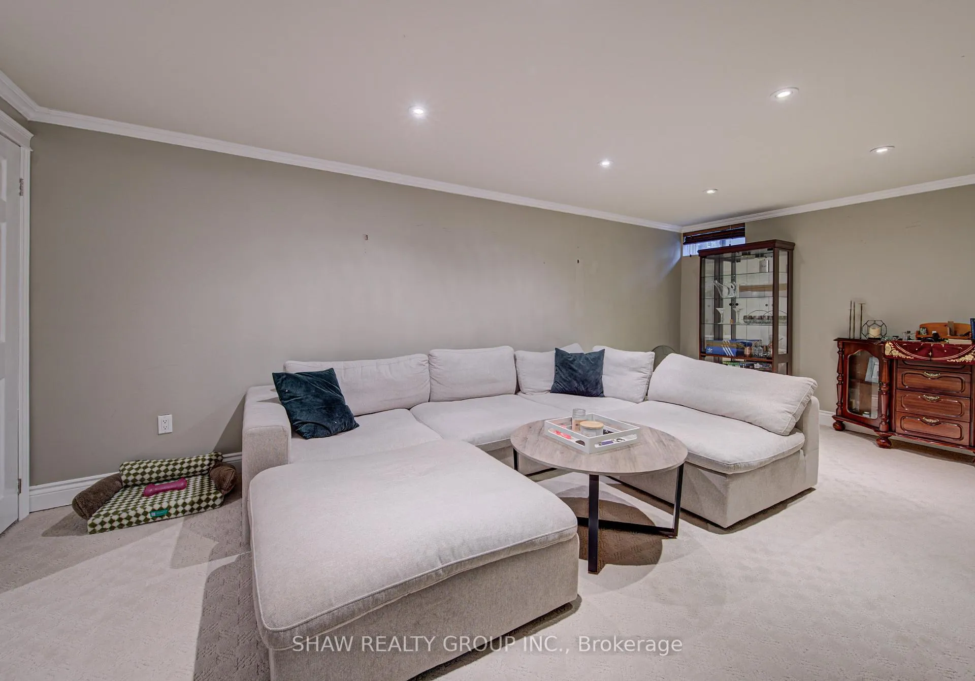 Photo 29 of Unit 29, 300 Rexford Drive, Hamilton, Randall — HOMEH