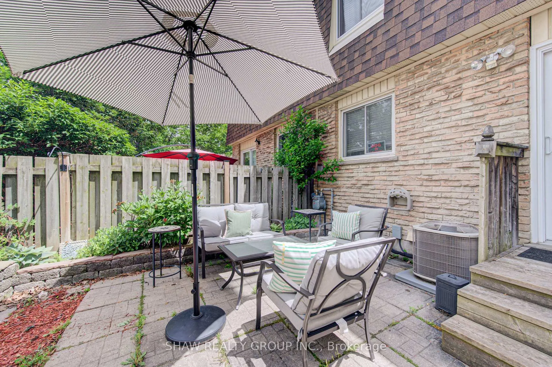Photo 33 of Unit 29, 300 Rexford Drive, Hamilton, Randall — HOMEH